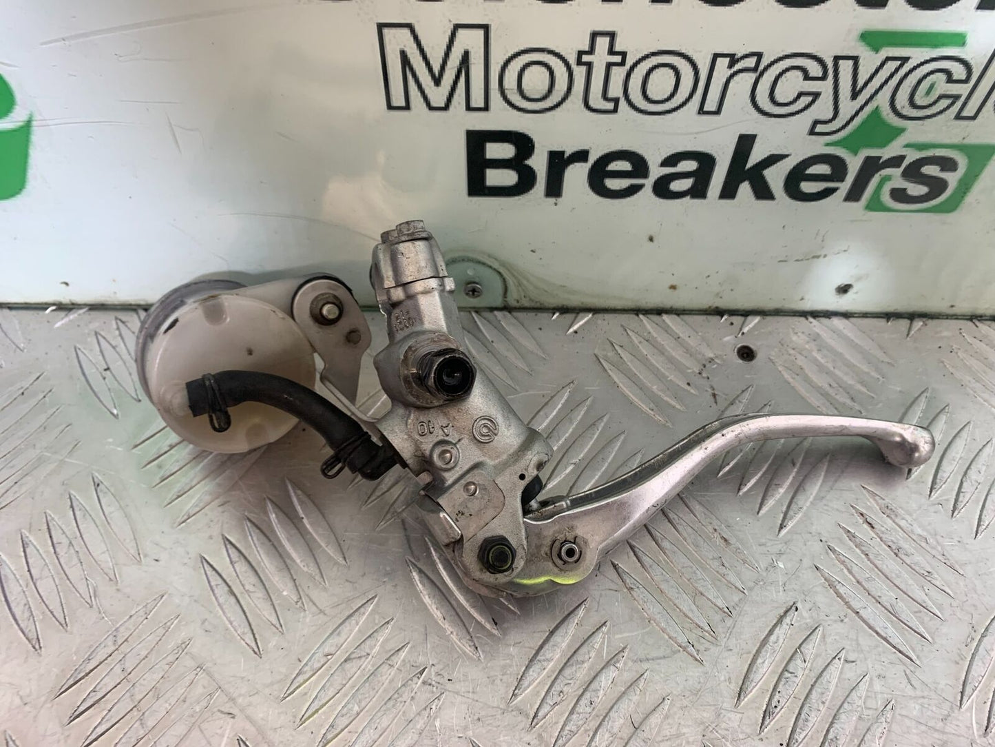 KTM 990 SUPERMOTO T FRONT BRAKE MASTER CYLINDER   YEAR 2010-2011  (CMB1127)