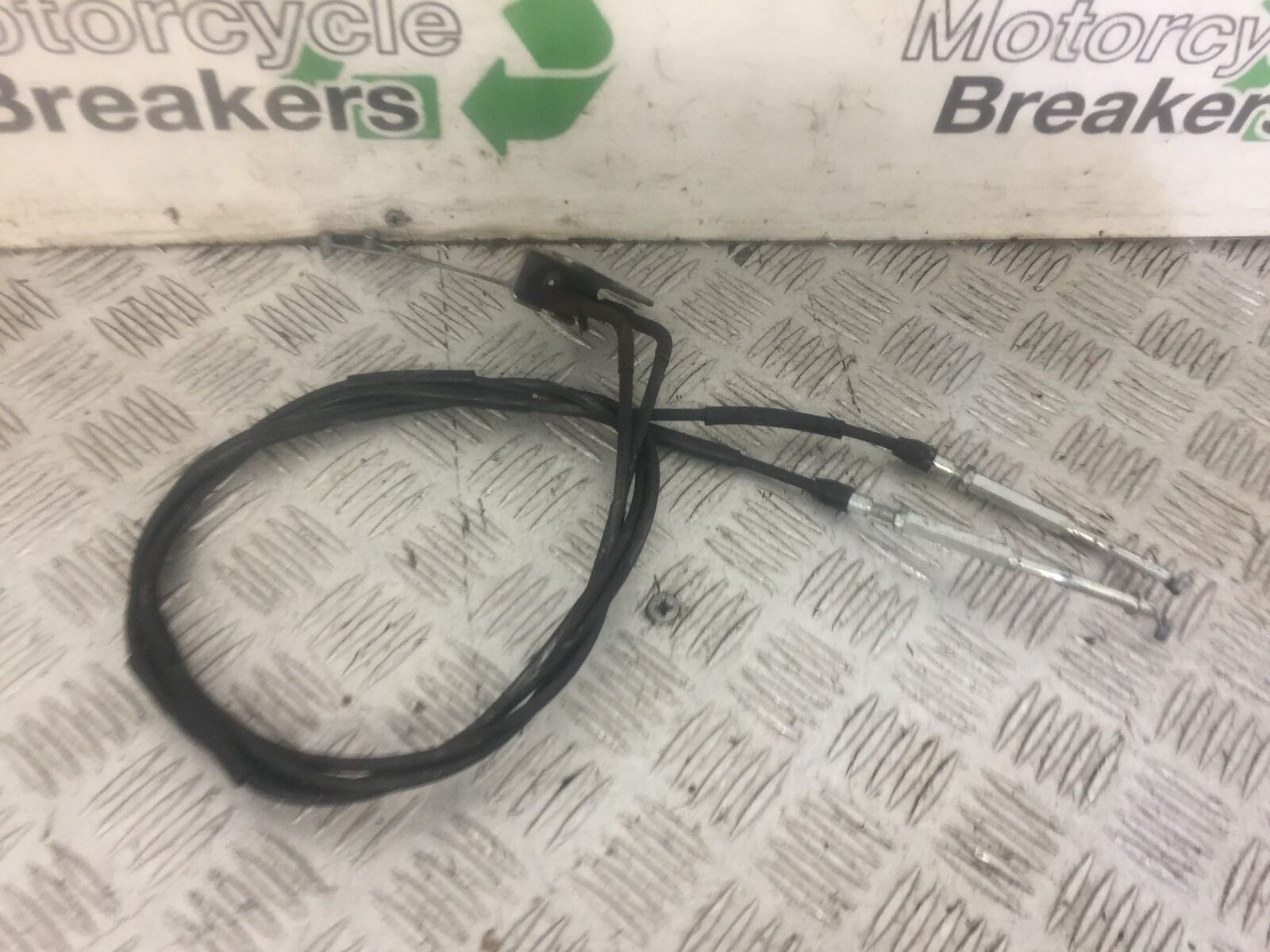 SUZUKI GSXR750 K6 K7 SERVO CABLES  YEAR 2007 (STOCK 634)