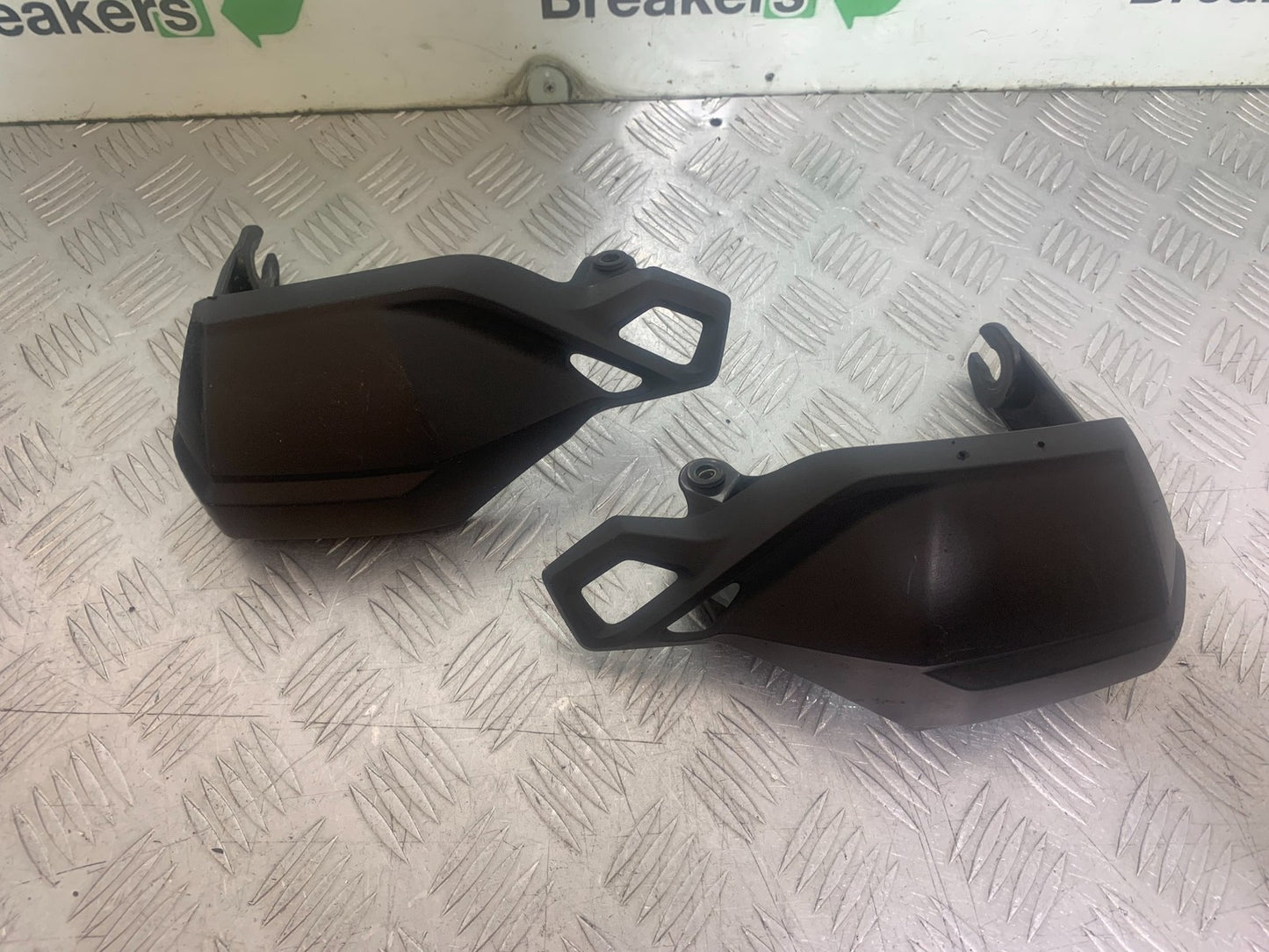 SUZUKI DL1000 V-STROM HANDGUARDS  YEAR 2014-2019 (CMB1325)