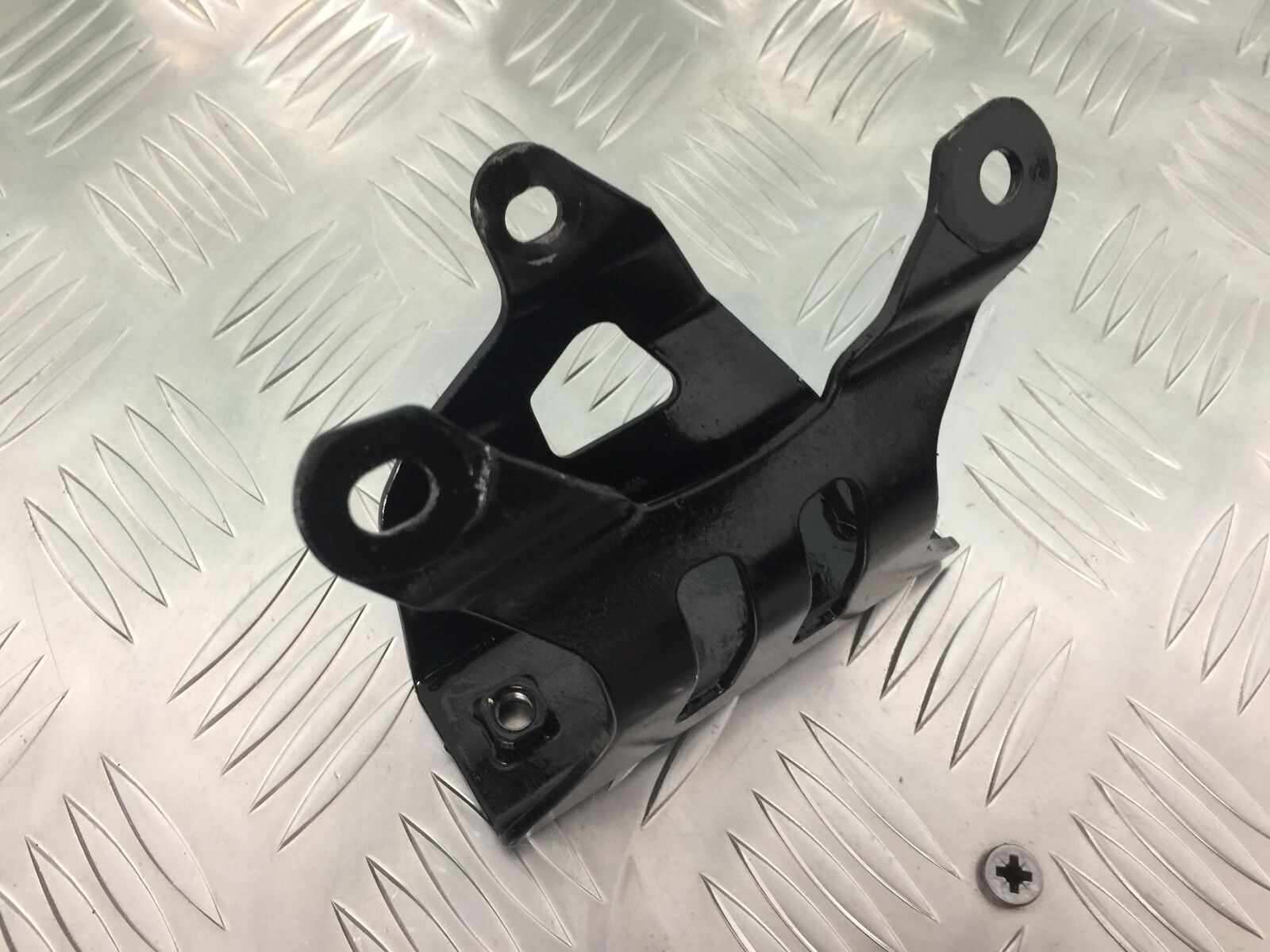 TRIUMPH TIGER 800 XRT ENGINE BRACKET  YEAR 2015-2017  (STOCK 920)