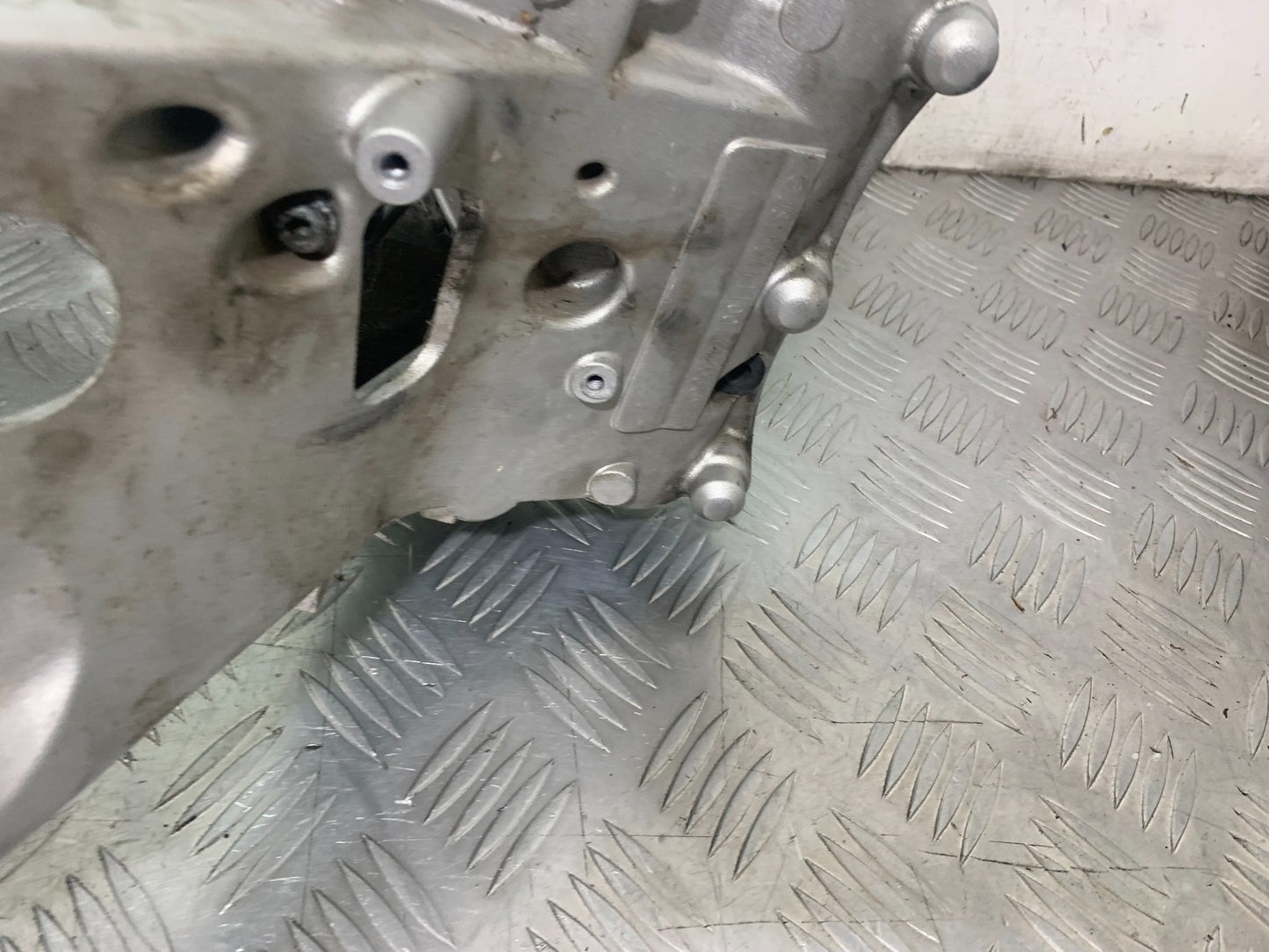 SUZUKI GSR600 GSR 600 FRAME REG LOG BOOK   2006-2010 (CMB1177)