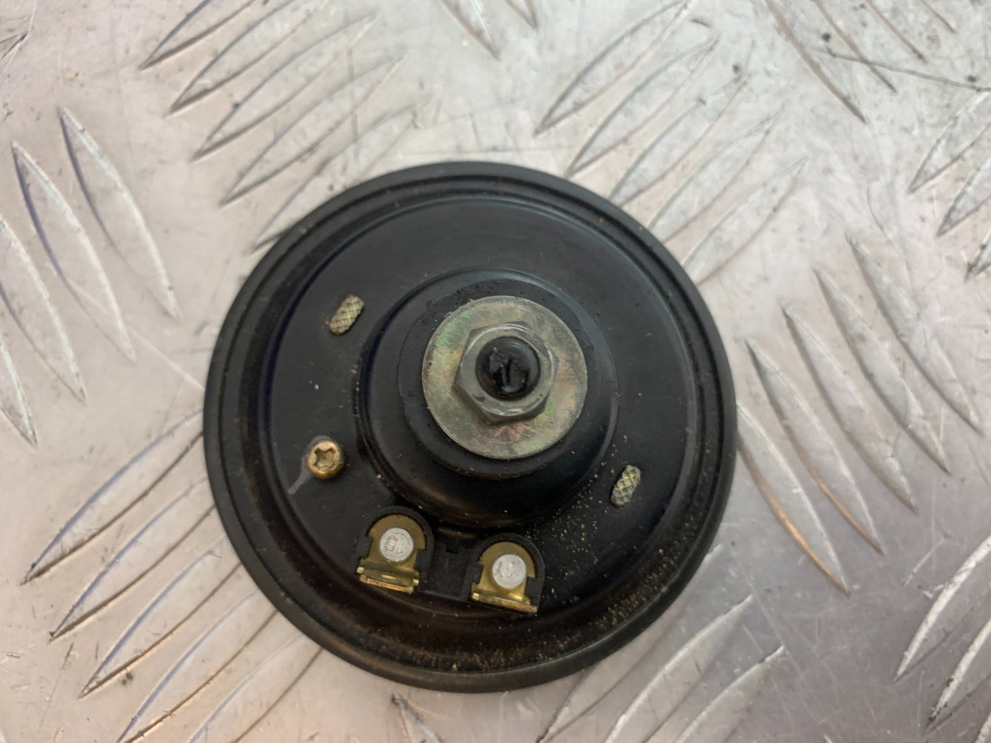 YAMAHA YZF R1 HORN  YEAR 2004-2006 (CMB1155)
