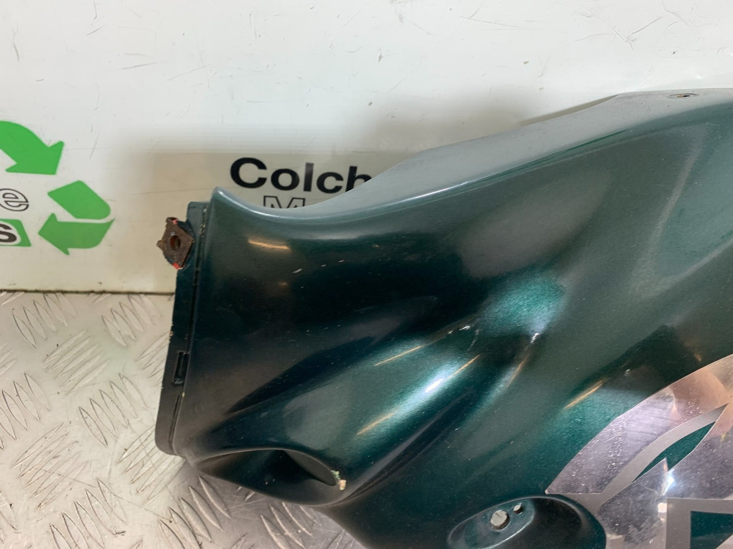 TRIUMPH 955I SPRINT RS LEFT FAIRING  YEAR 1999-03 (CMB1313)