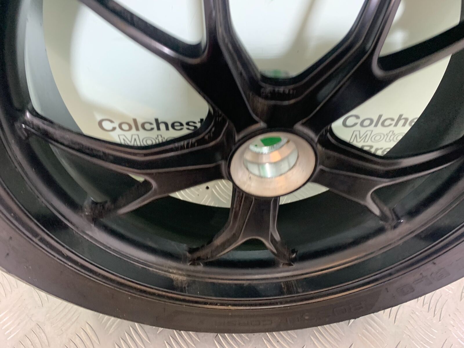 DUCATI STREETFIGHTER 848 REAR WHEEL   YEAR 2011-2016 (CMB1050)