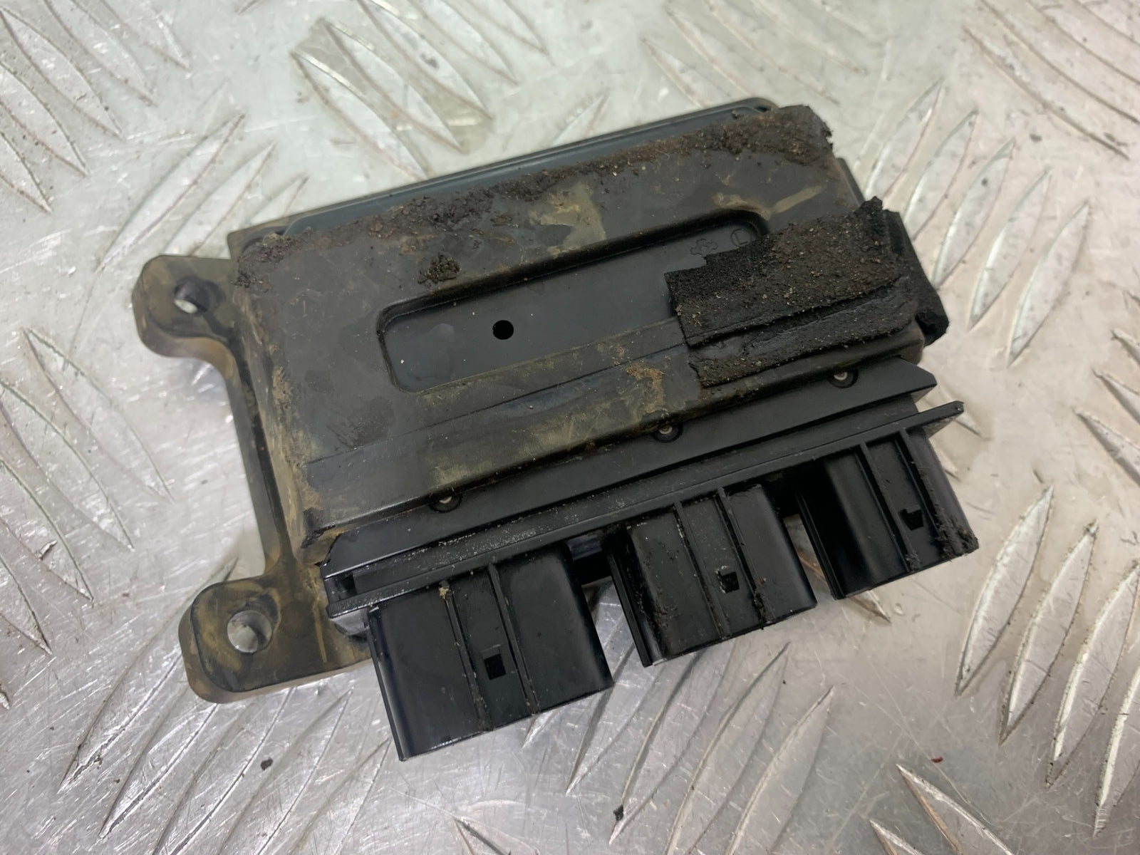KAWASAKI ZX10R ZX 10R MAIN RELAY  YEAR 2011-2015 (CMB1154)
