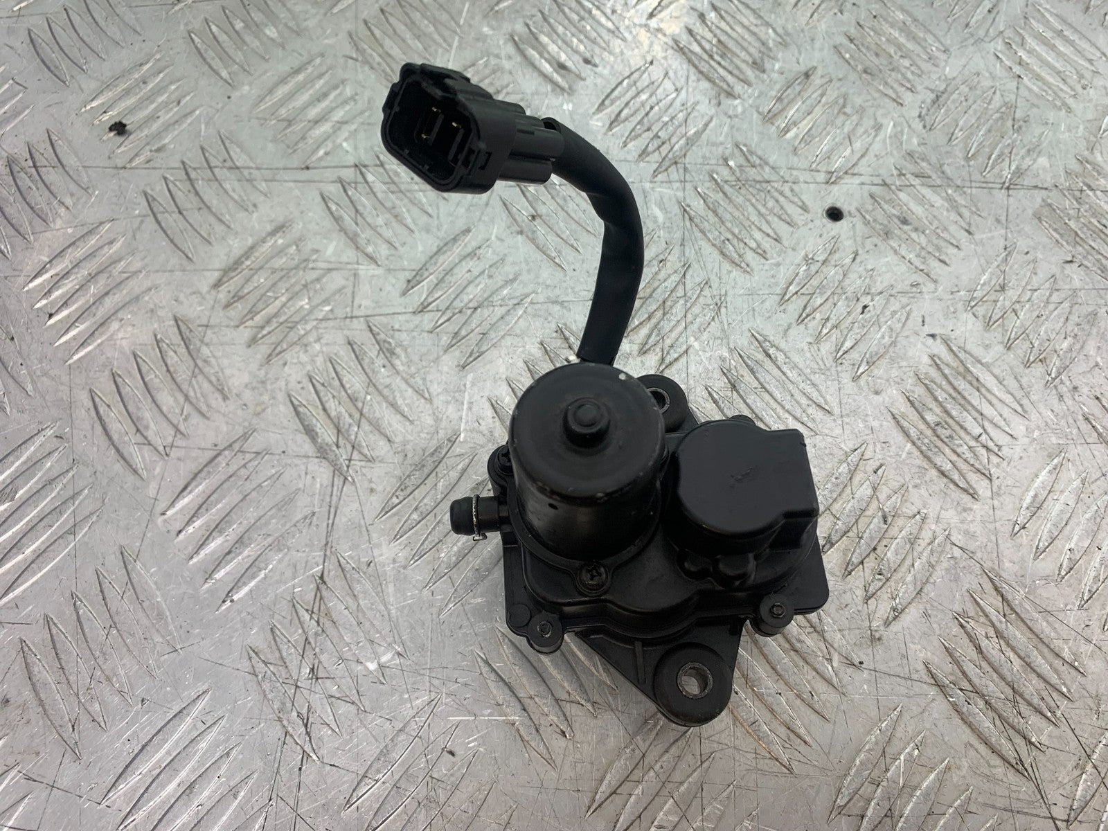 DUCATI 1198 S EXHAUST SERVO MOTOR  YEAR 2009-2011 (CMB1219)