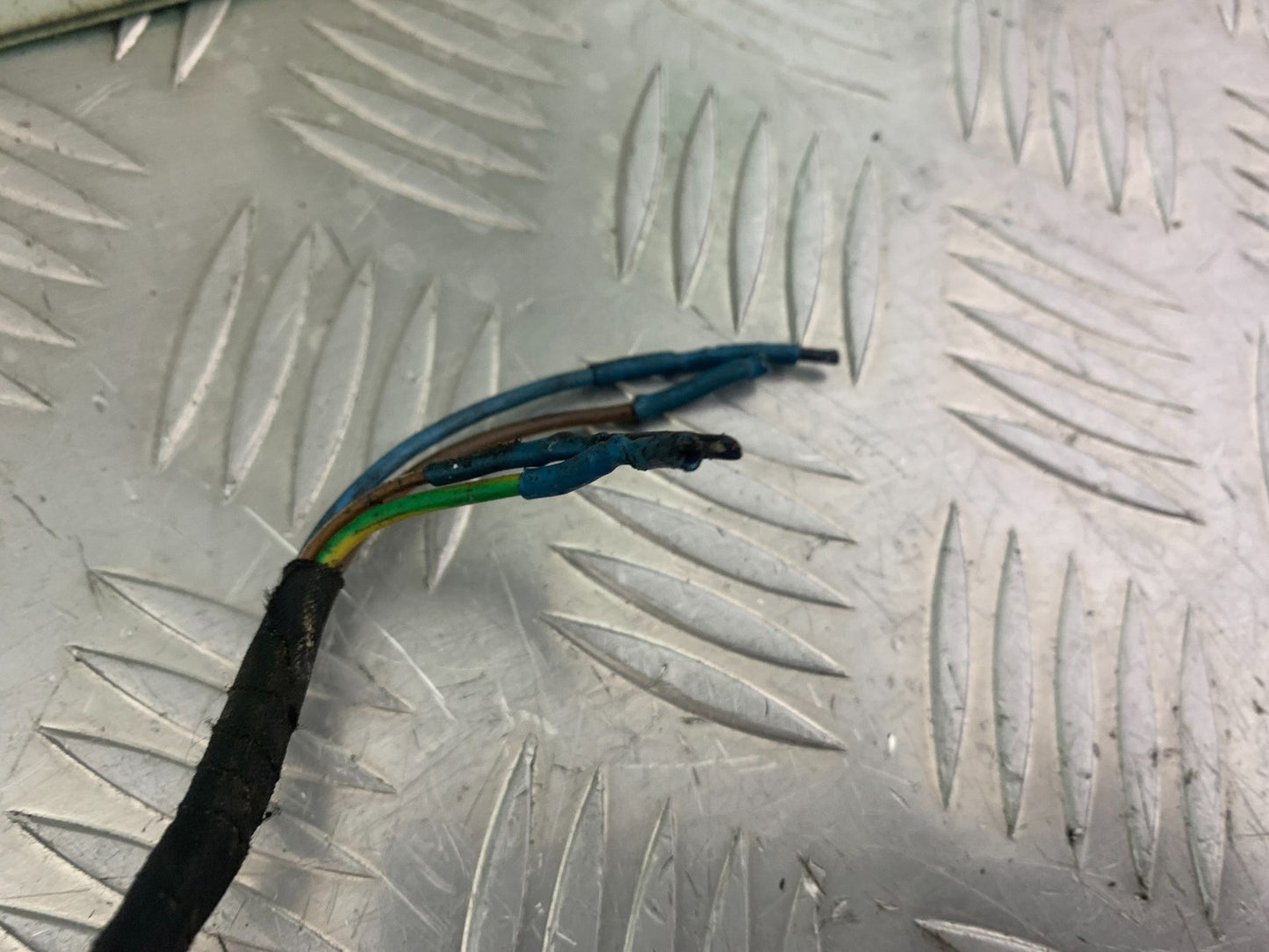 SUZUKI GSX750 INAZUMA WIRING LOOM YEAR 1998-2003 (CMB1308)