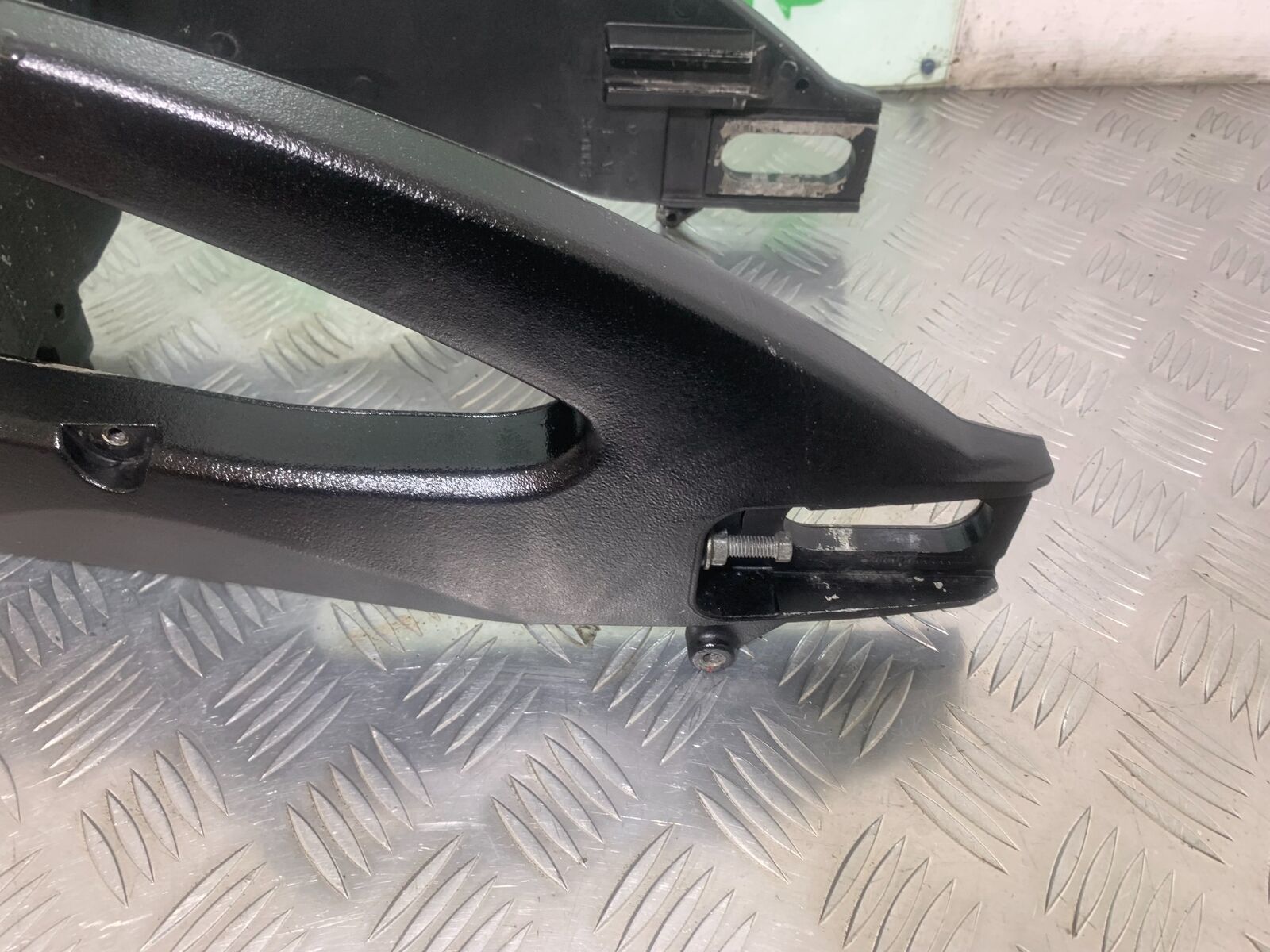 SUZUKI GSXR1000 GSXR 1000 SWINGARM 2009-2016 (CMB1049)