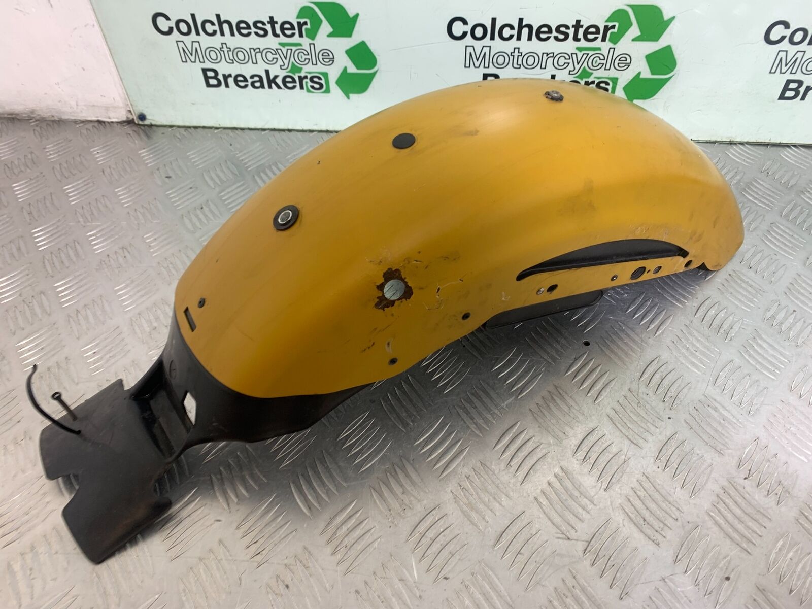 HARLEY DAVIDSON XL883 N IROD REAR MUDGUARD  YEAR 2020  (CMB1116)
