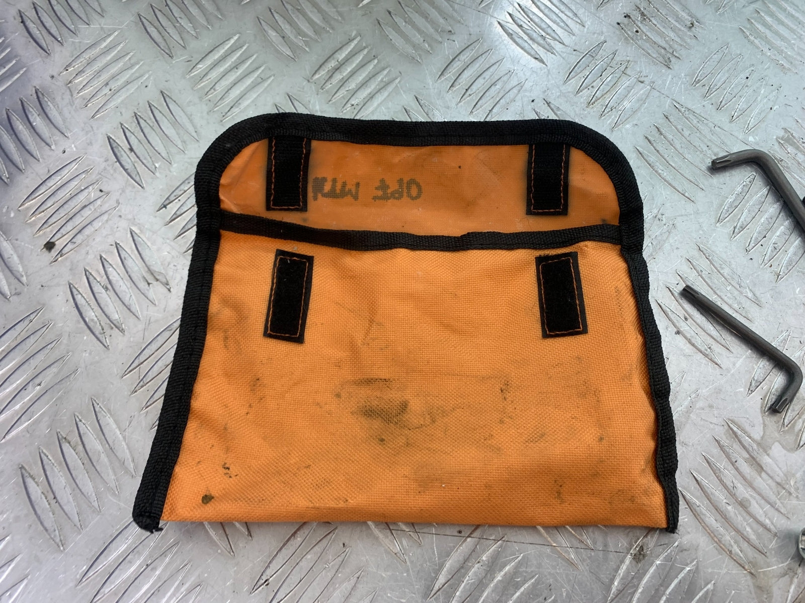 KTM 790 DUKE TOOL KIT YEAR 2018-2021  (CMB11150)