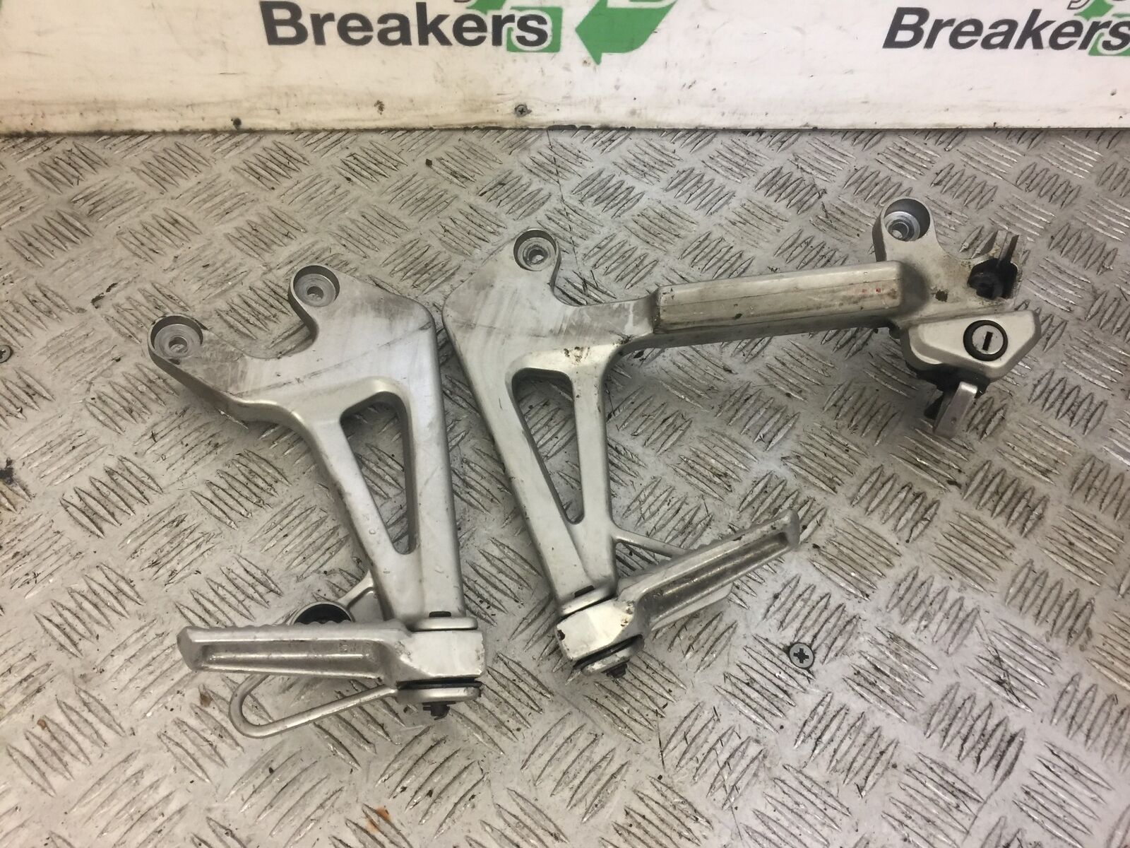 HONDA VFR800 VFR 800 PRE V-TEC REAR HANGERS  YEAR 1998-01(STOCK 655)