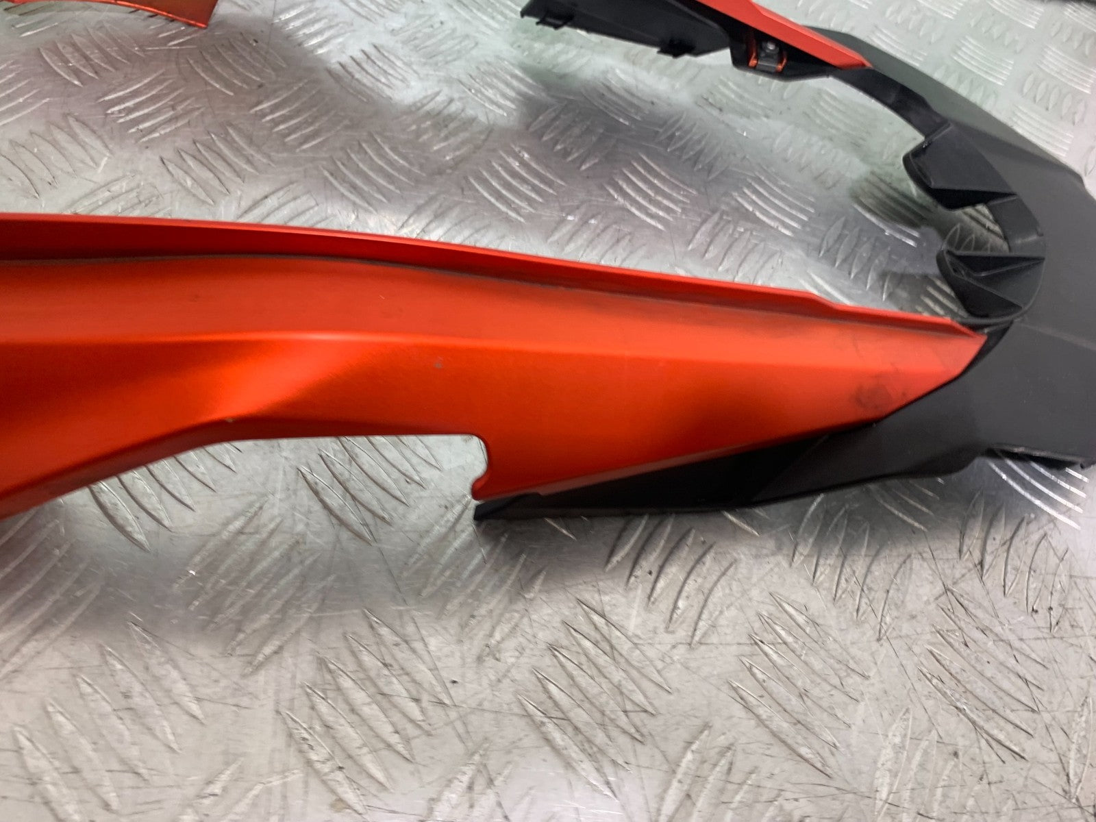 KAWASAKI 650 VERSYS TAIL PIECE SEAT UNIT YEAR 2015-2018 (CMB1288)