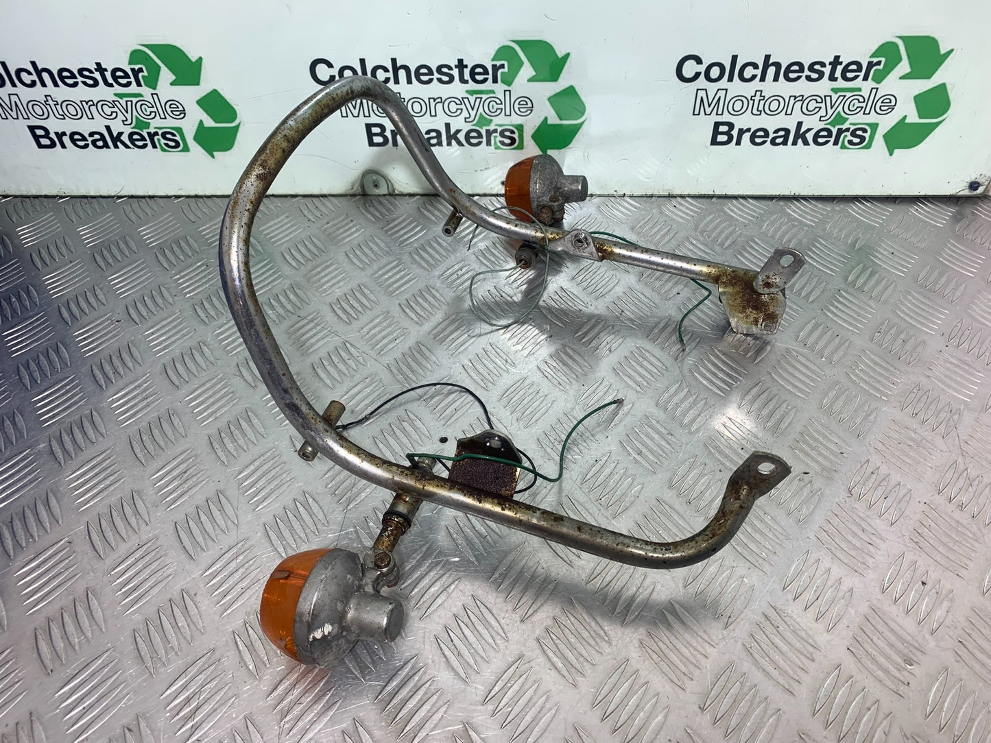 HONDA CX500 CX 500 GRAB RAIL AND INDICATORS  YEAR 1978 1981 (CMB1137)