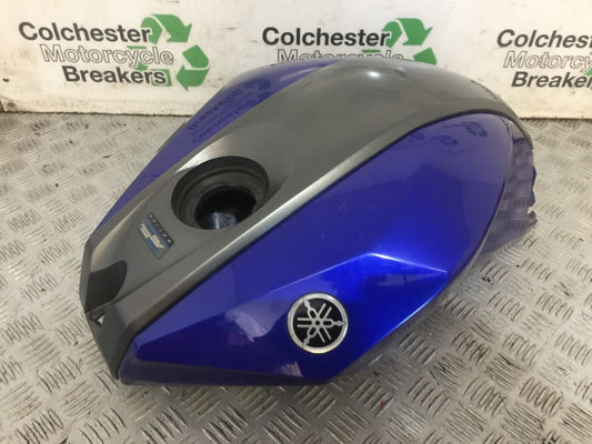 YAMAHA YZF-R125 YZF 125 TANK COVER  YEAR 2011 (STOCK 744)