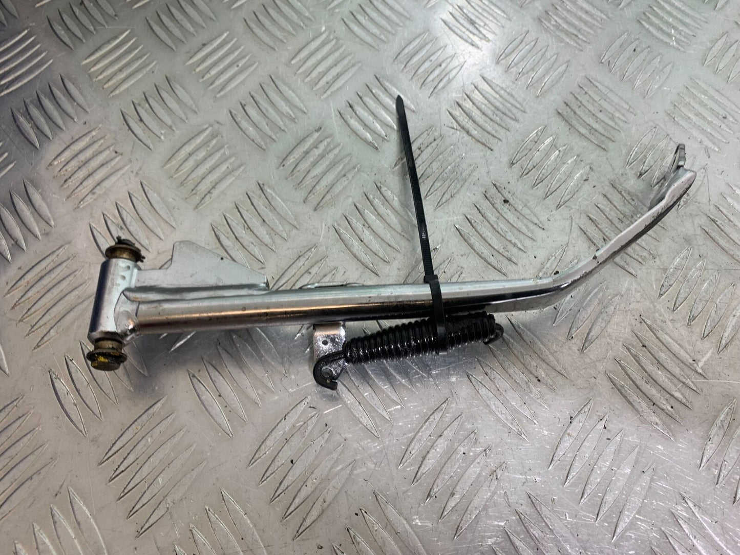 HARLEY DAVIDSON XL883 N IROD SIDE STAND YEAR 2020  (CMB1116)