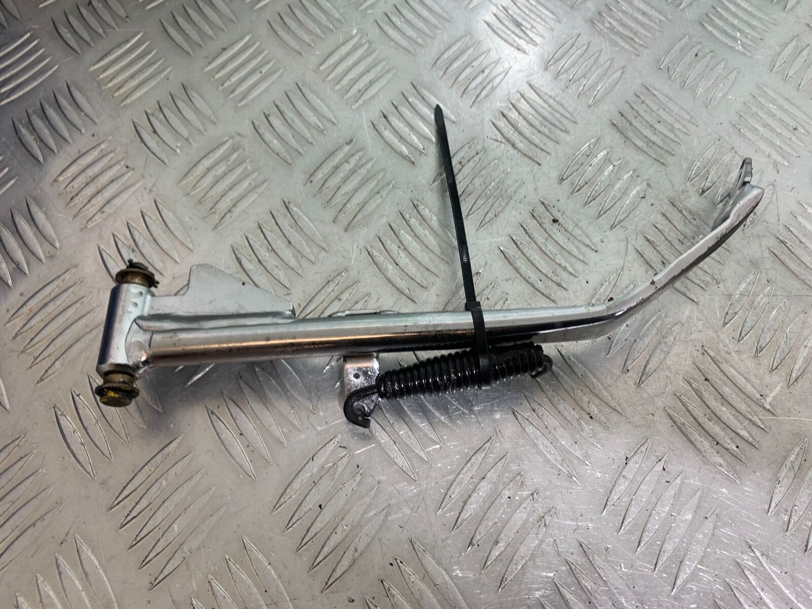 HARLEY DAVIDSON XL883 N IROD SIDE STAND YEAR 2020  (CMB1116)