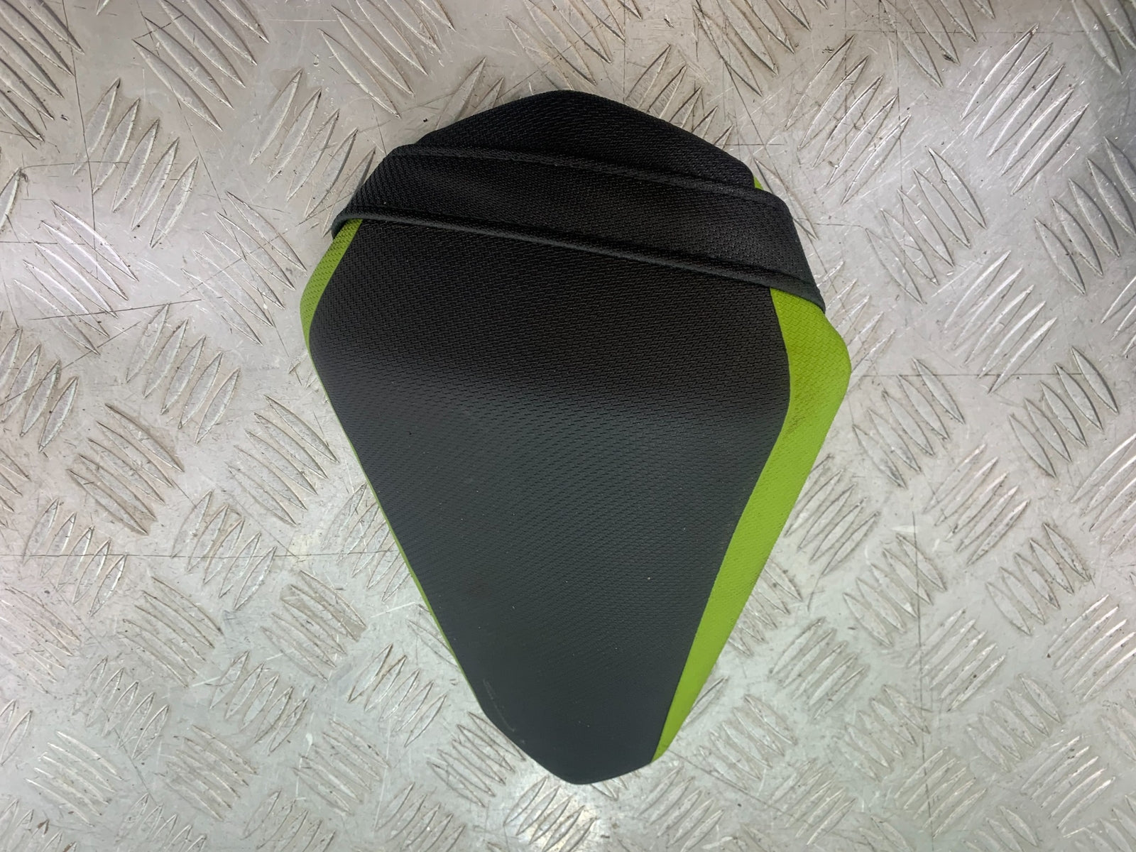 KAWASAKI Z125 Z 125 FRONT SEAT  YEAR  2018-2023 (CMB1167)