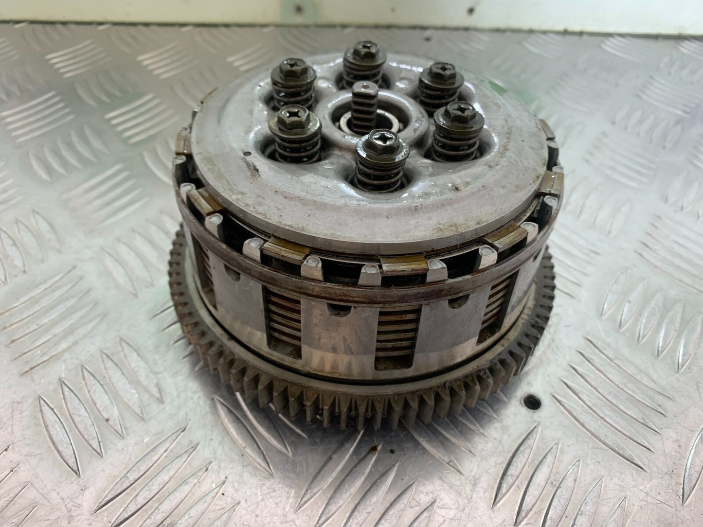 YAMAHA FZ6 FAZER CLUTCH  YEAR 2004-2007 (STOCK 955)