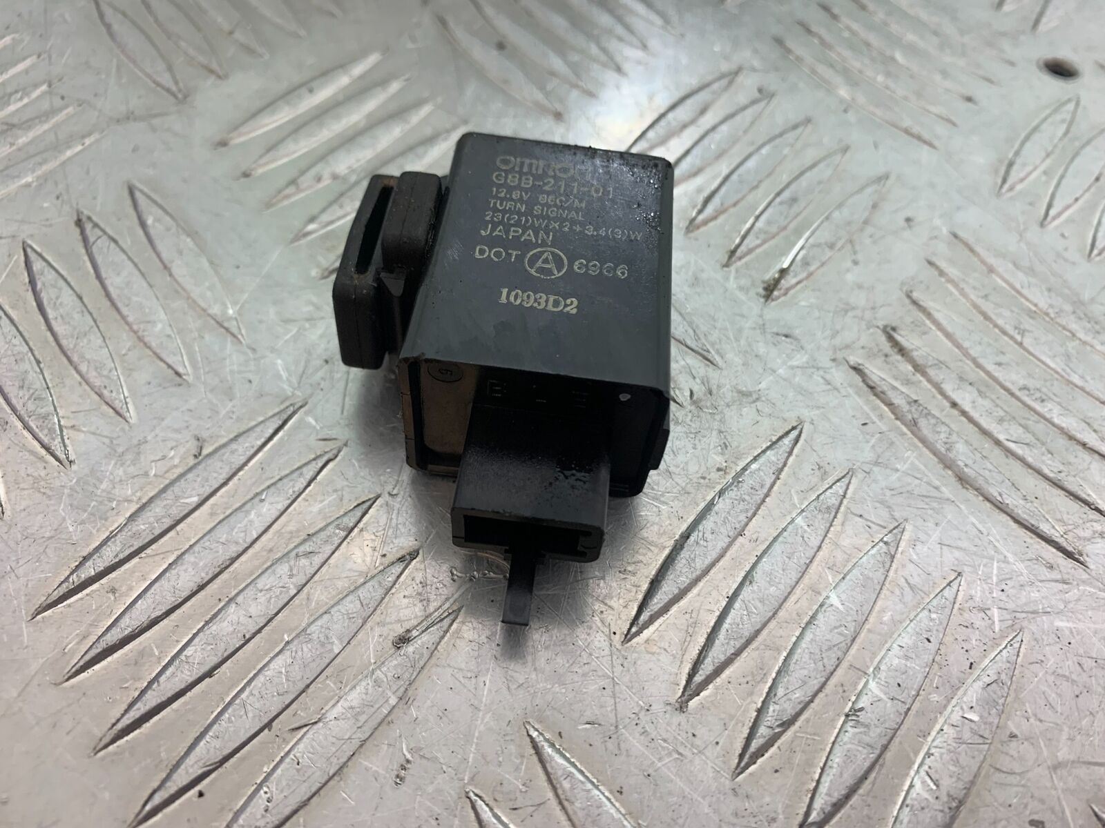 HONDA VT1100 C SHADOW SPIRIT RELAY   2002-2003 (CMB1035)
