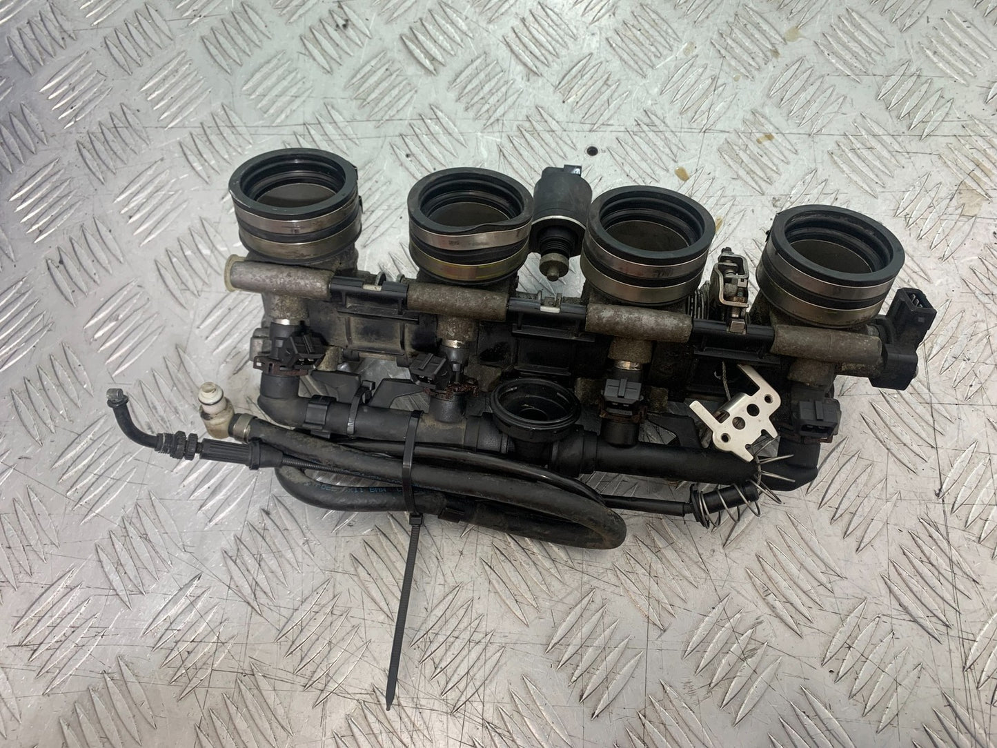 BMW K1300 S K 1300 S THROTTLE BODIES  YEAR 2009-16 (CMB1216)