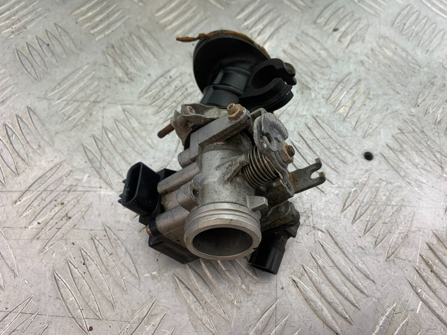 YAMAHA YBR125 CUSTOM THROTTLE BODY YEAR 2008-2016 (CMB1192)