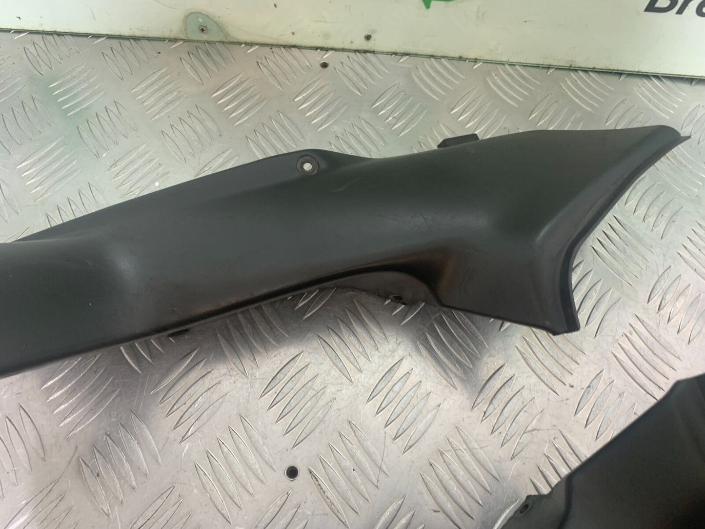 HONDA CBR 929 RRY FIREBLADE LEFT & RIGHT TOP INFILLS  YEAR 2000-01 (CMB1026)