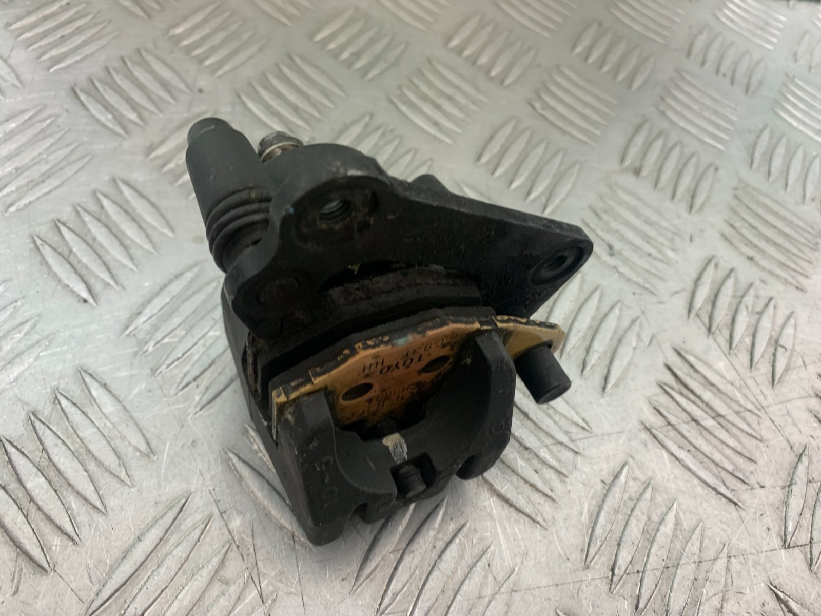 KAWASAKI ZX9R ZX9 R REAR BRAKE CALIPER YEAR 1998-1999 (CMB1329)