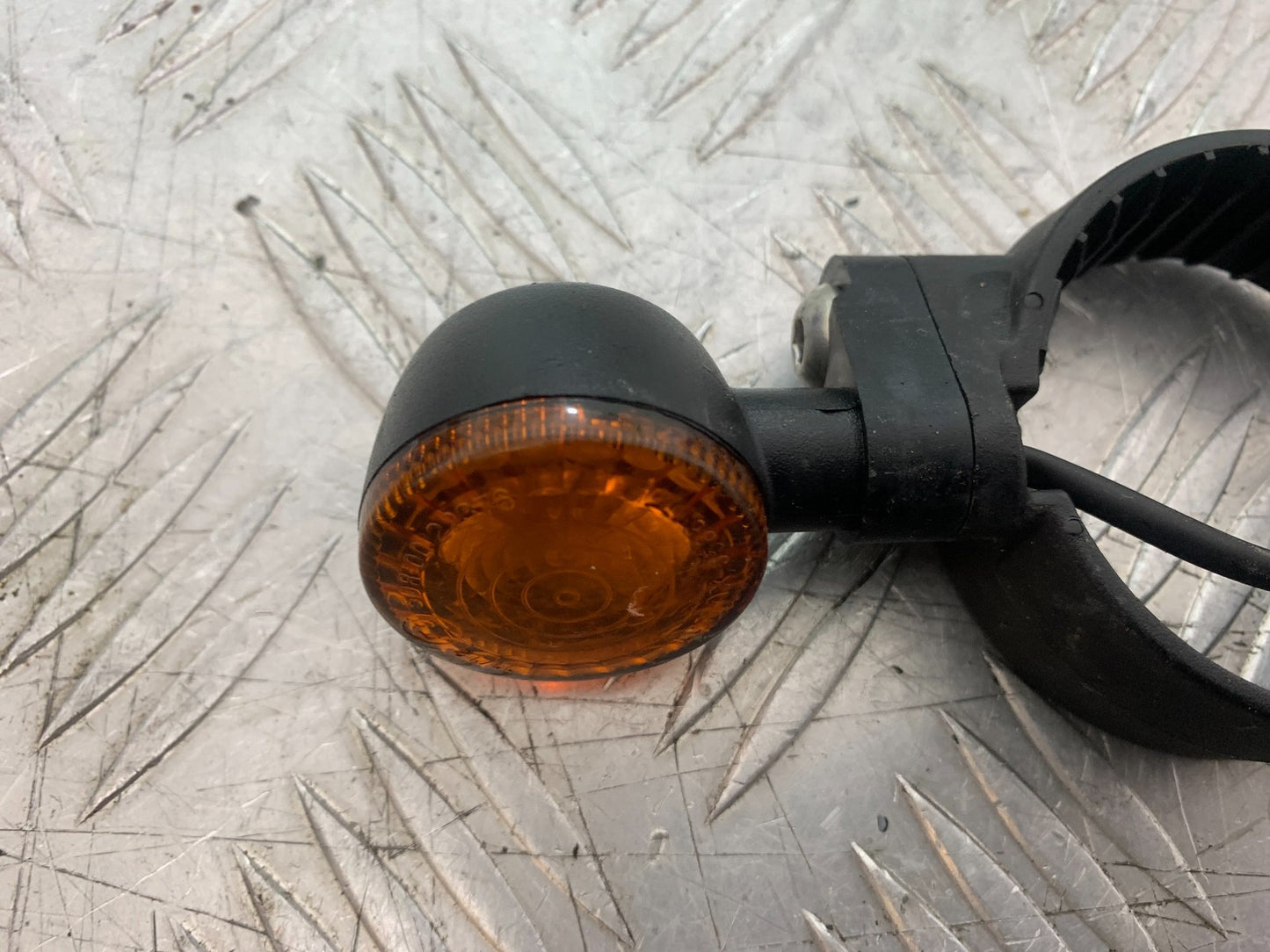 BSA 650 GOLD STAR 1 X FRONT INDICATOR  YEAR 2022-2025 (CMB1262)