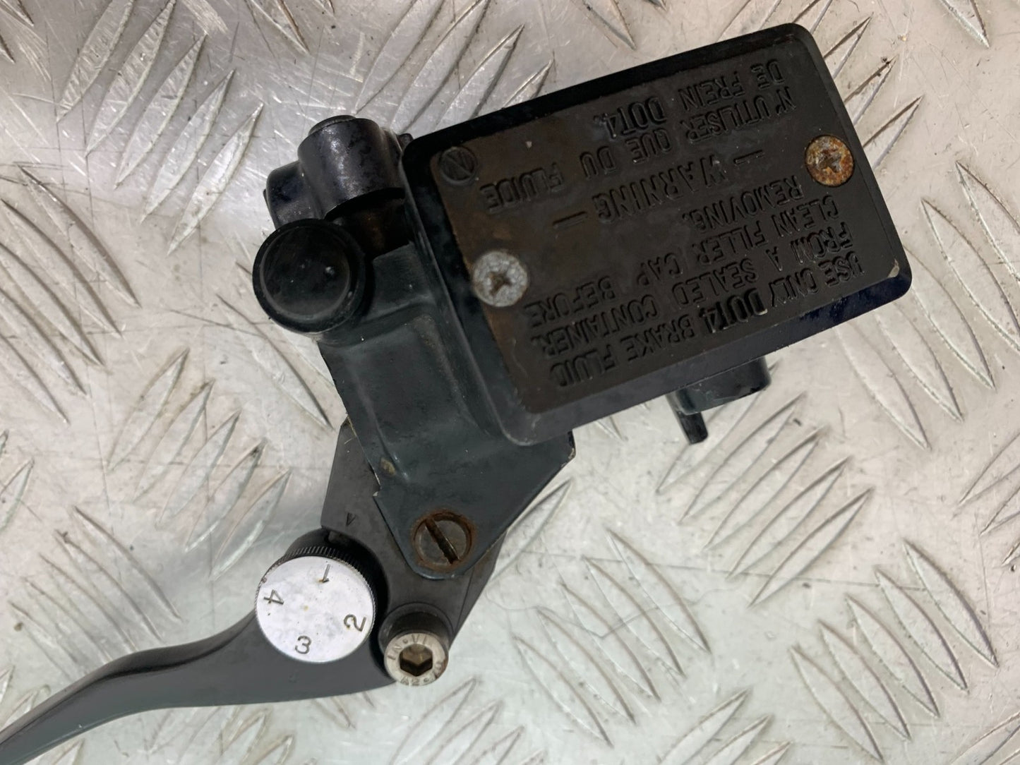 KAWASAKI ZZR1100 D FRONT BRAKE MASTER CYLINDER  YEAR 1993-2001 (CMB1189)