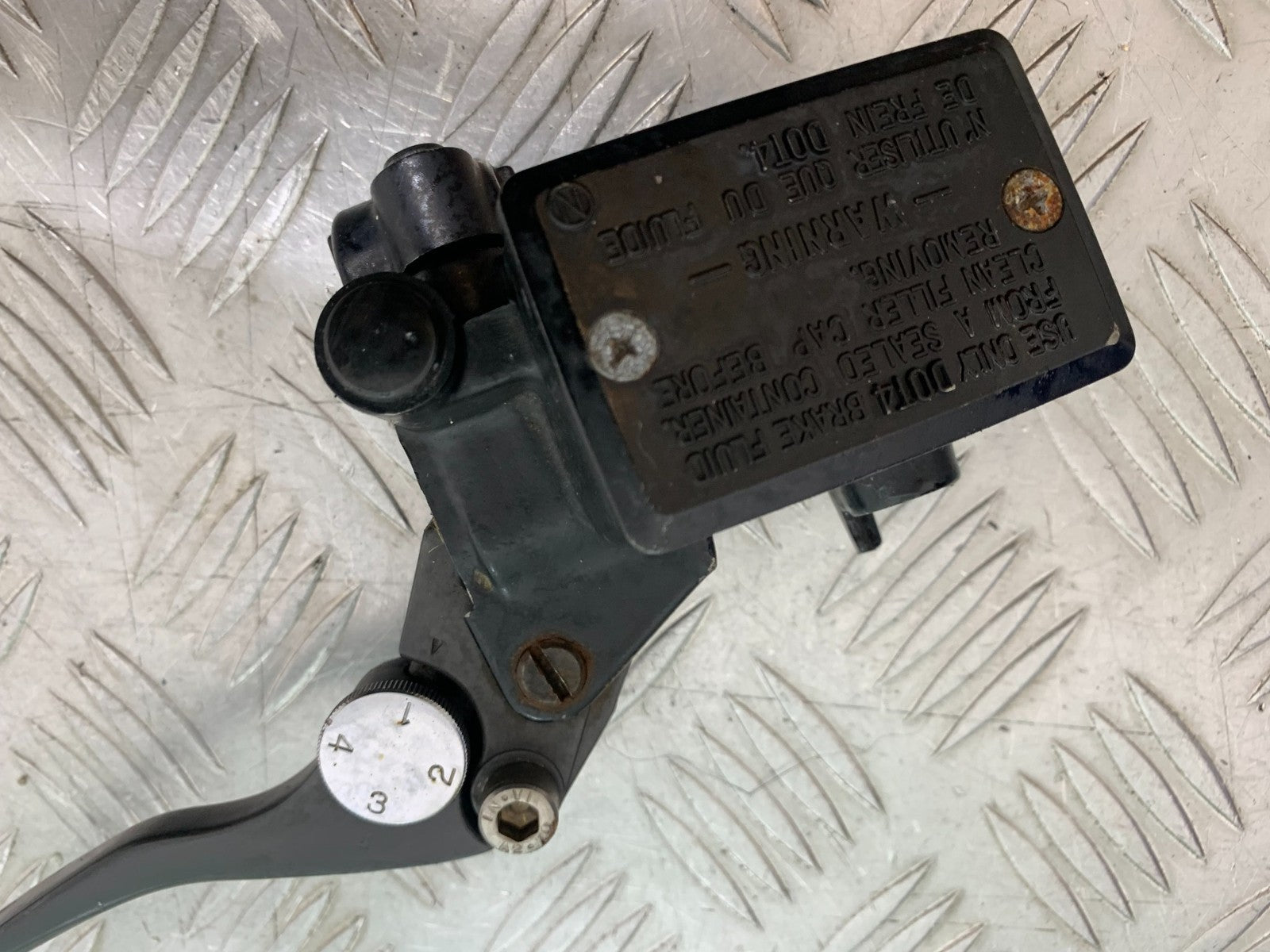 KAWASAKI ZZR1100 D FRONT BRAKE MASTER CYLINDER  YEAR 1993-2001 (CMB1189)