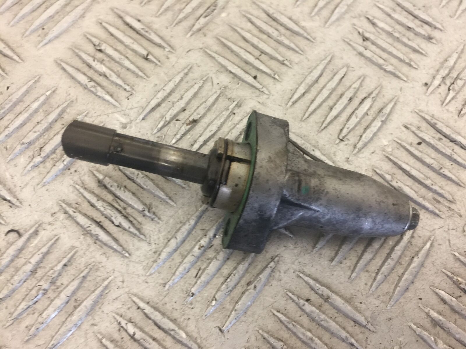 HONDA CBR1100 BLACKBIRD CAM CHAIN TENSIONER  YEAR 2000-07 (STOCK 522)