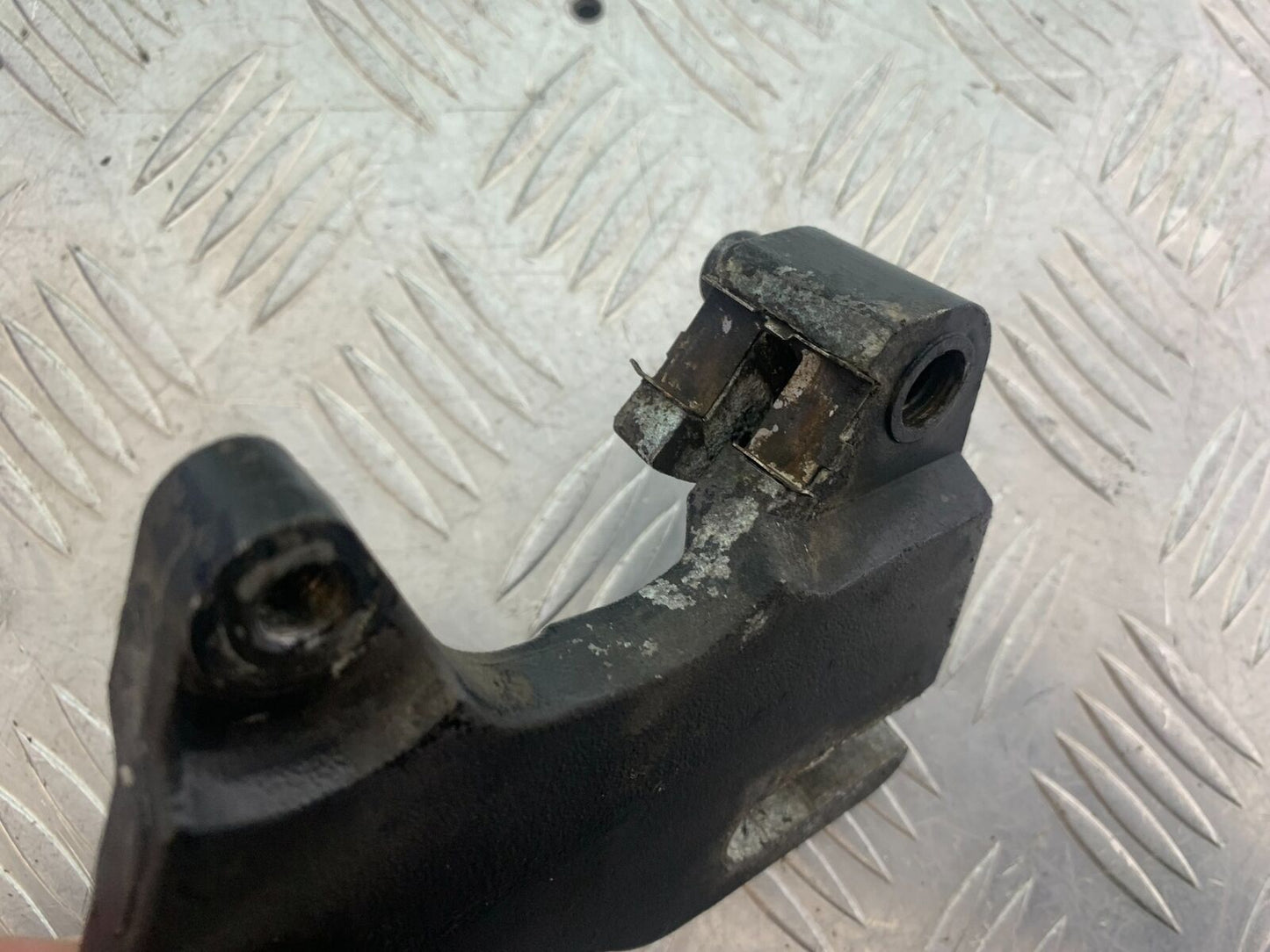 SINNIS TERRAIN 125 REAR CALIPER BRACKET   YEAR 2018 (CMB1123)