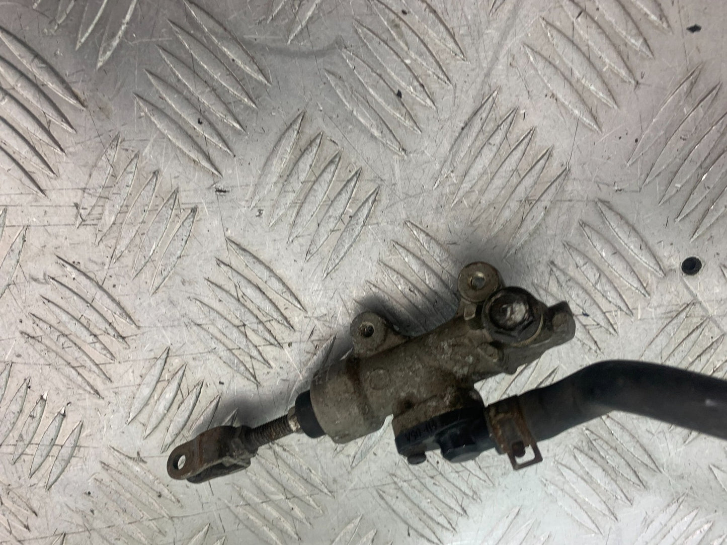 SUZUKI GSX750 INAZUMA REAR MASTER CYLINDER  YEAR 1998-2003 (CMB1308)