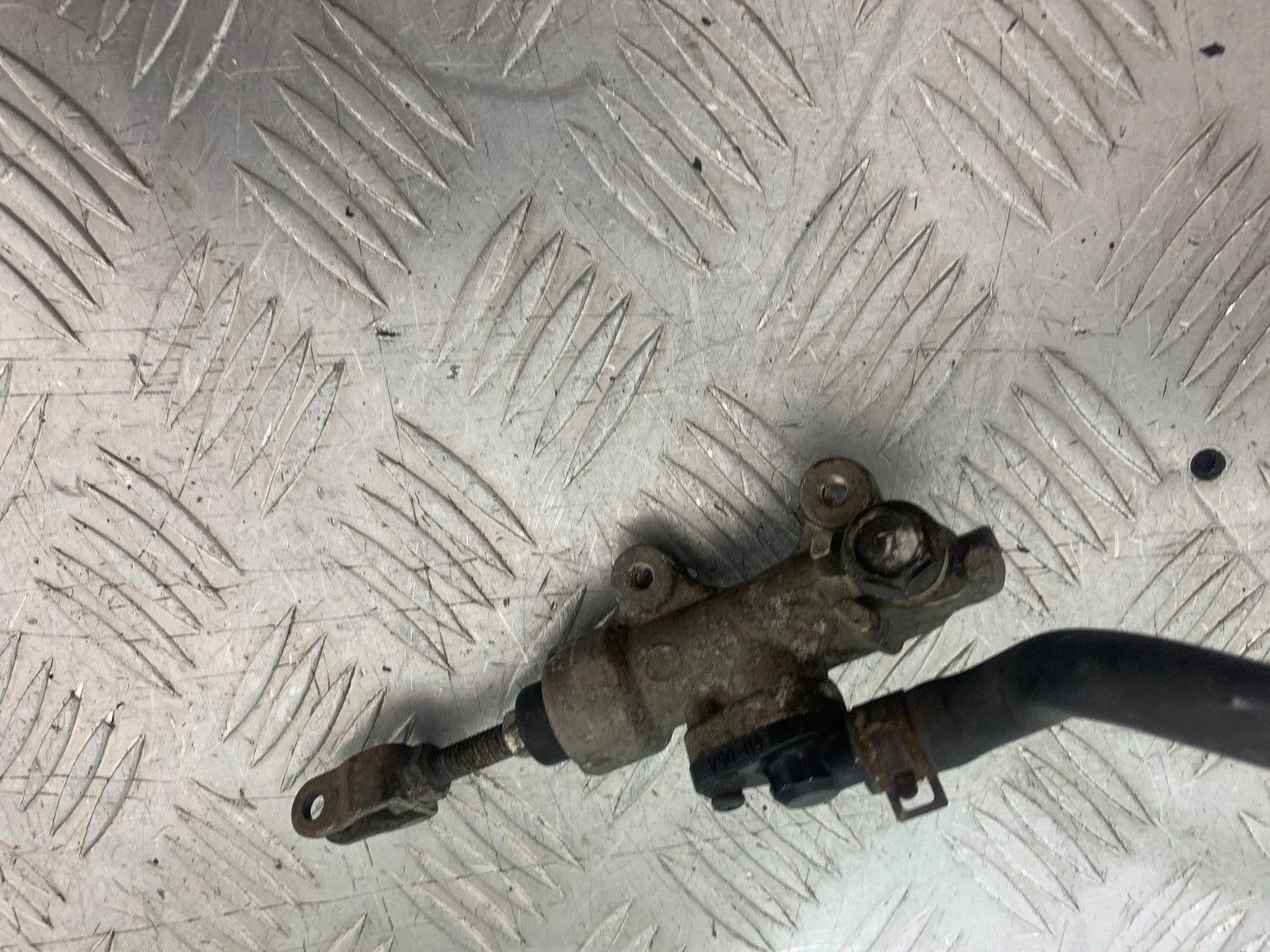 SUZUKI GSX750 INAZUMA REAR MASTER CYLINDER  YEAR 1998-2003 (CMB1308)