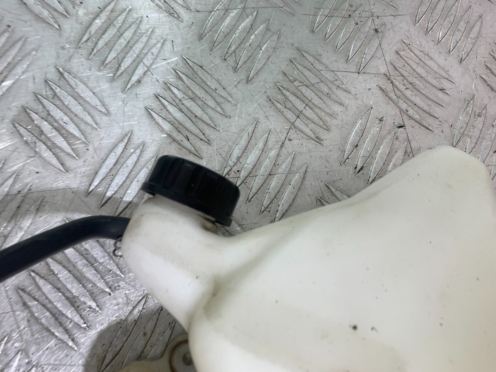 KAWASAKI GTR1400 GTR 1400 COOLANT BOTTLE   YEAR 2007-2009 (CMB1174)