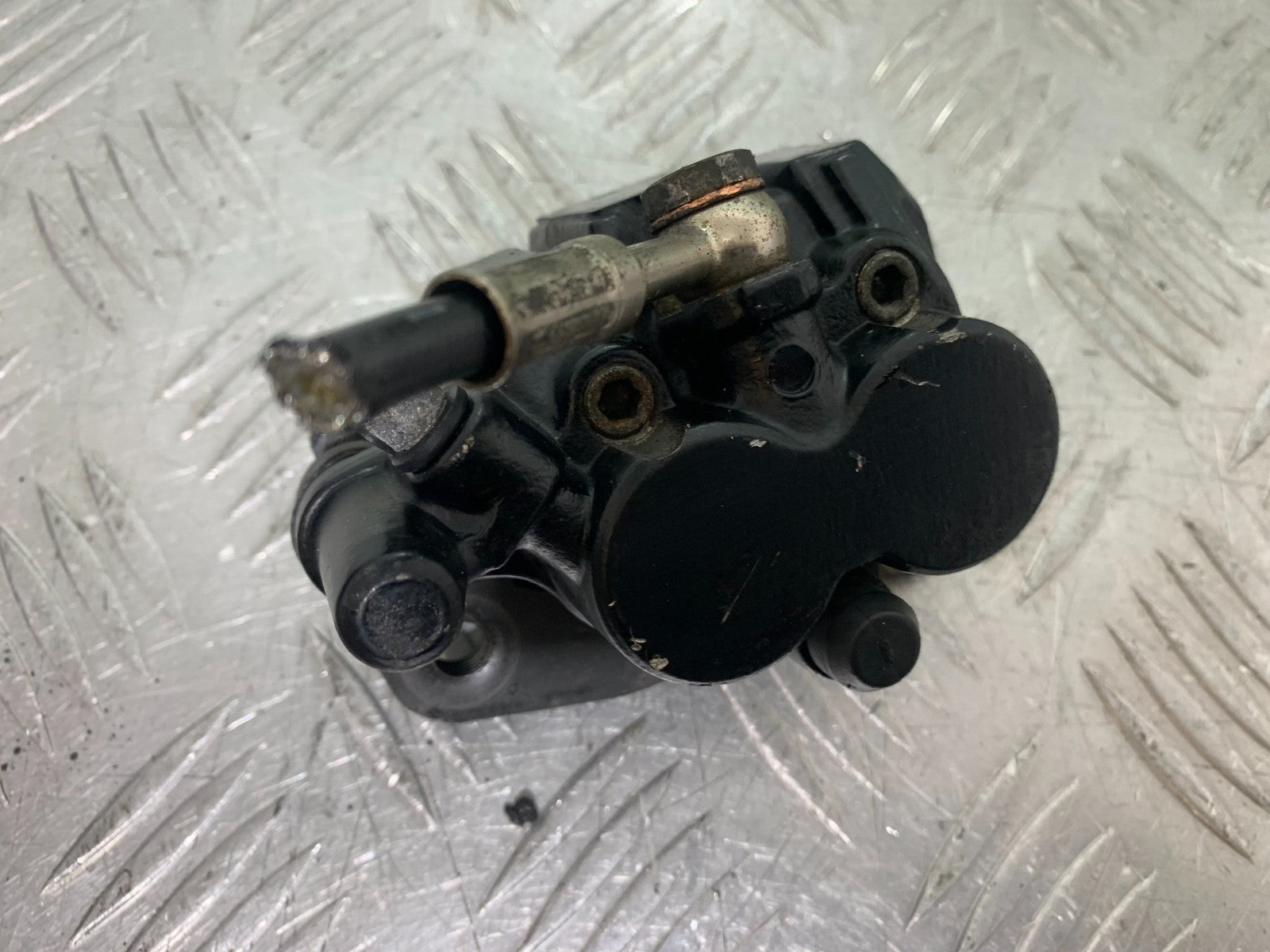 TRIUMPH 1050 SPRINT ST REAR BRAKE CALIPER   2003-2011 (CMB1285)