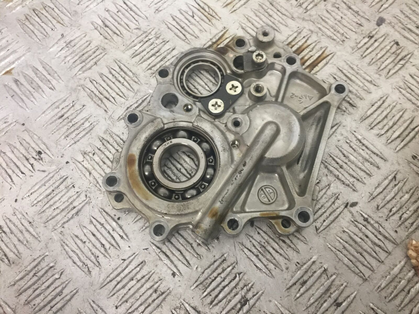 KAWASAKI ER6 N GEARBOX PLATE   YEAR 2012-2016 (STOCK 750)