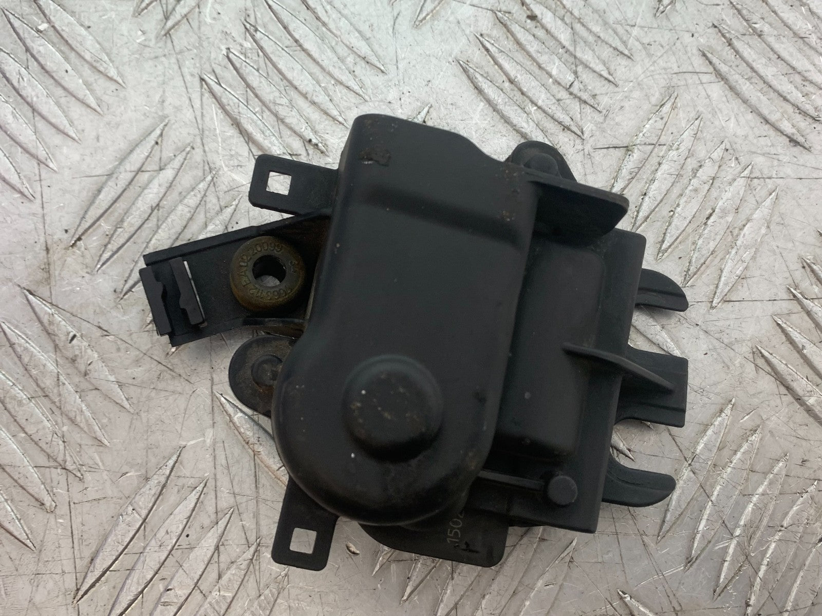 BMW S1000 RR AIR BOX SERVO UNIT    YEAR 2015-2018 (CMB1246)