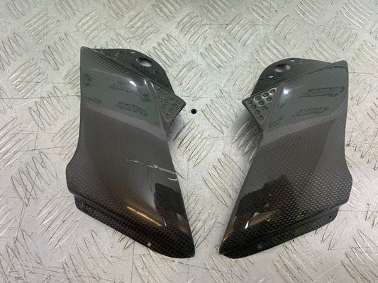 APRILIA RSV1000 R FACTORY CARBON WIND DEFLECTORS    2004-09 (CMB1203)