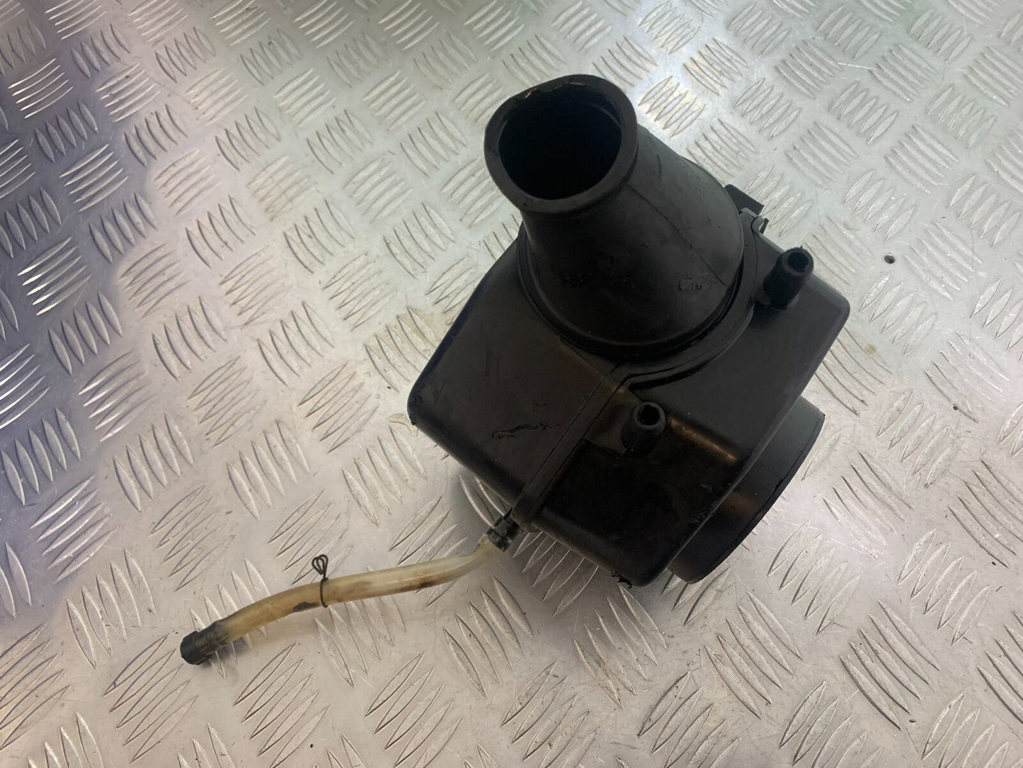 HERALD CLASSIC 125 AIRBOX YEAR 2014 (CMB1058)