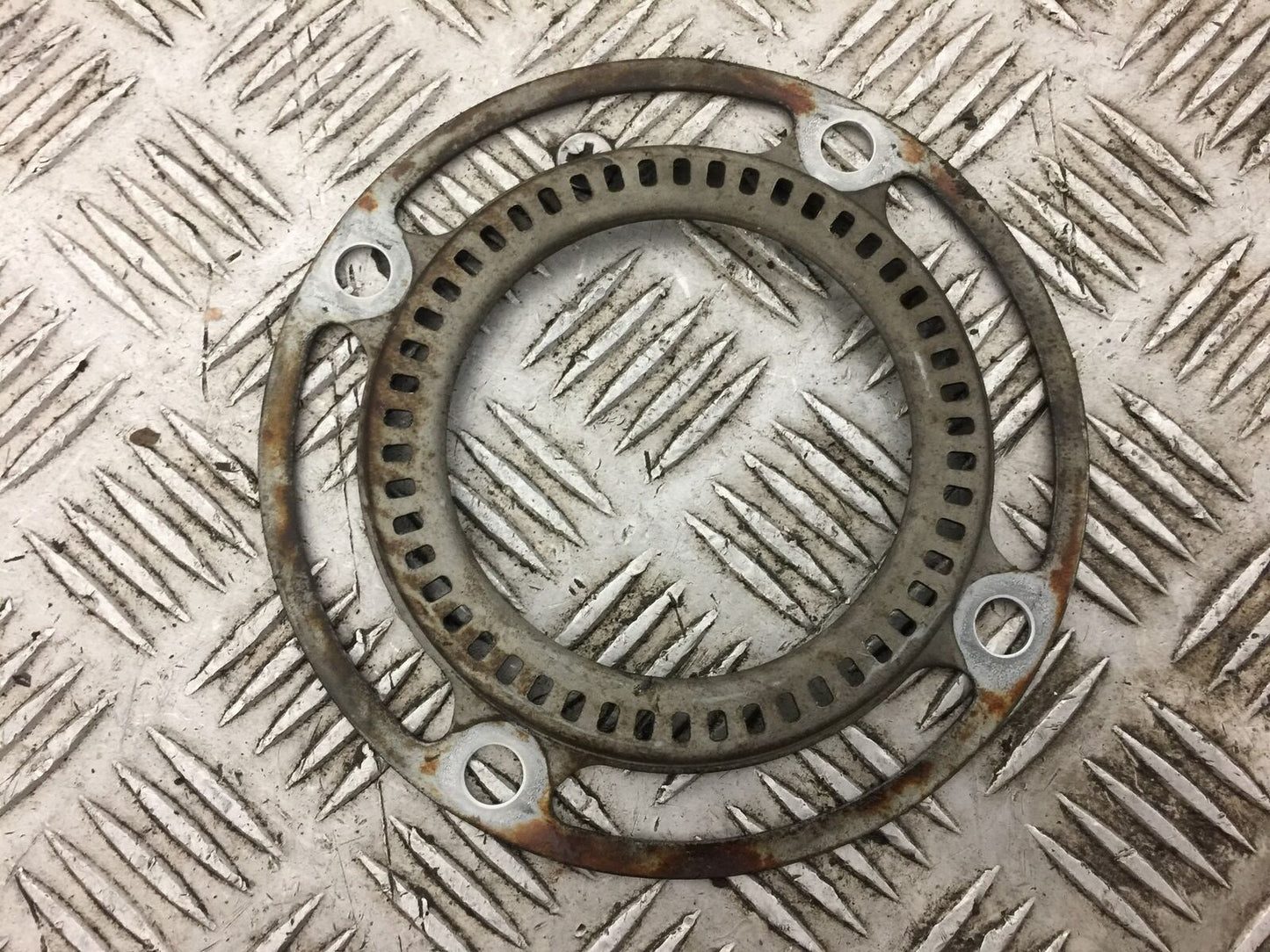 HONDA CB650 F CB 650 FA-E REAR ABS RING  YEAR 2014-2017 STOCK 609