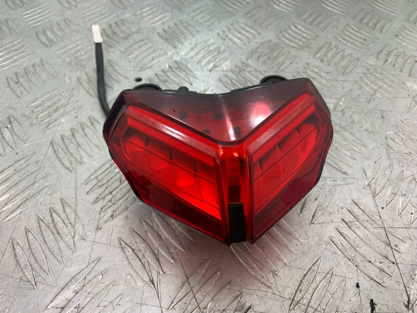 DUCATI 1198 S REAR LIGHT   YEAR 2009-2011 (CMB1219)