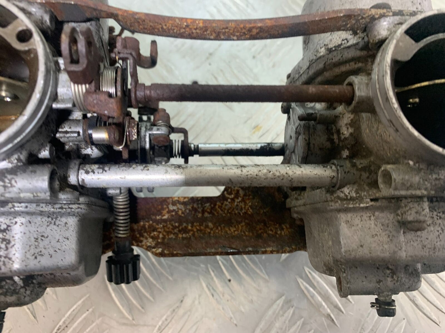 HONDA CX500 CX 500 CARBS  YEAR 1980 (CMB1131)