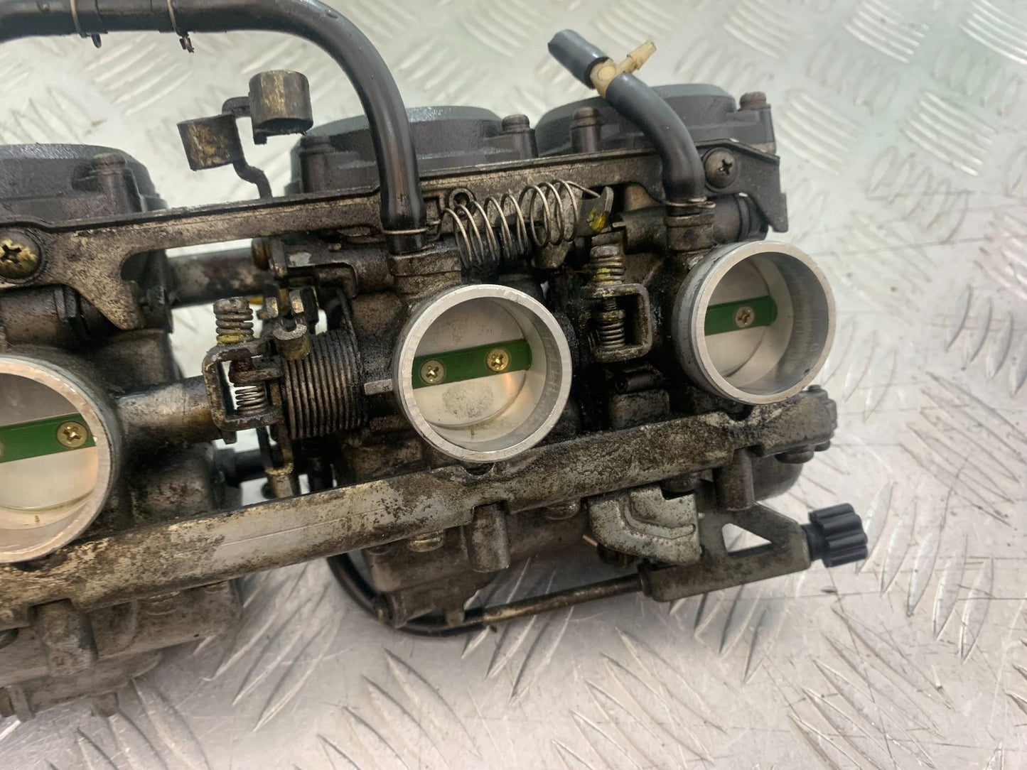 KAWASAKI GPZ600 GPZ 600 CARBS YEAR 1988-90 (CMB1258)