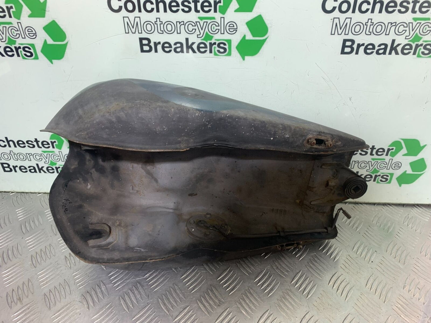 YAMAHA XS1100 MIDNIGHT SPECIAL PETROL TANK  YEAR 1980-1982 (CMB1122)