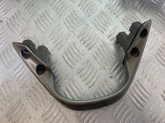 HONDA CB600 CB 600 HORNET GRAB RAIL YEAR 1998 -2002 (CMB1126)
