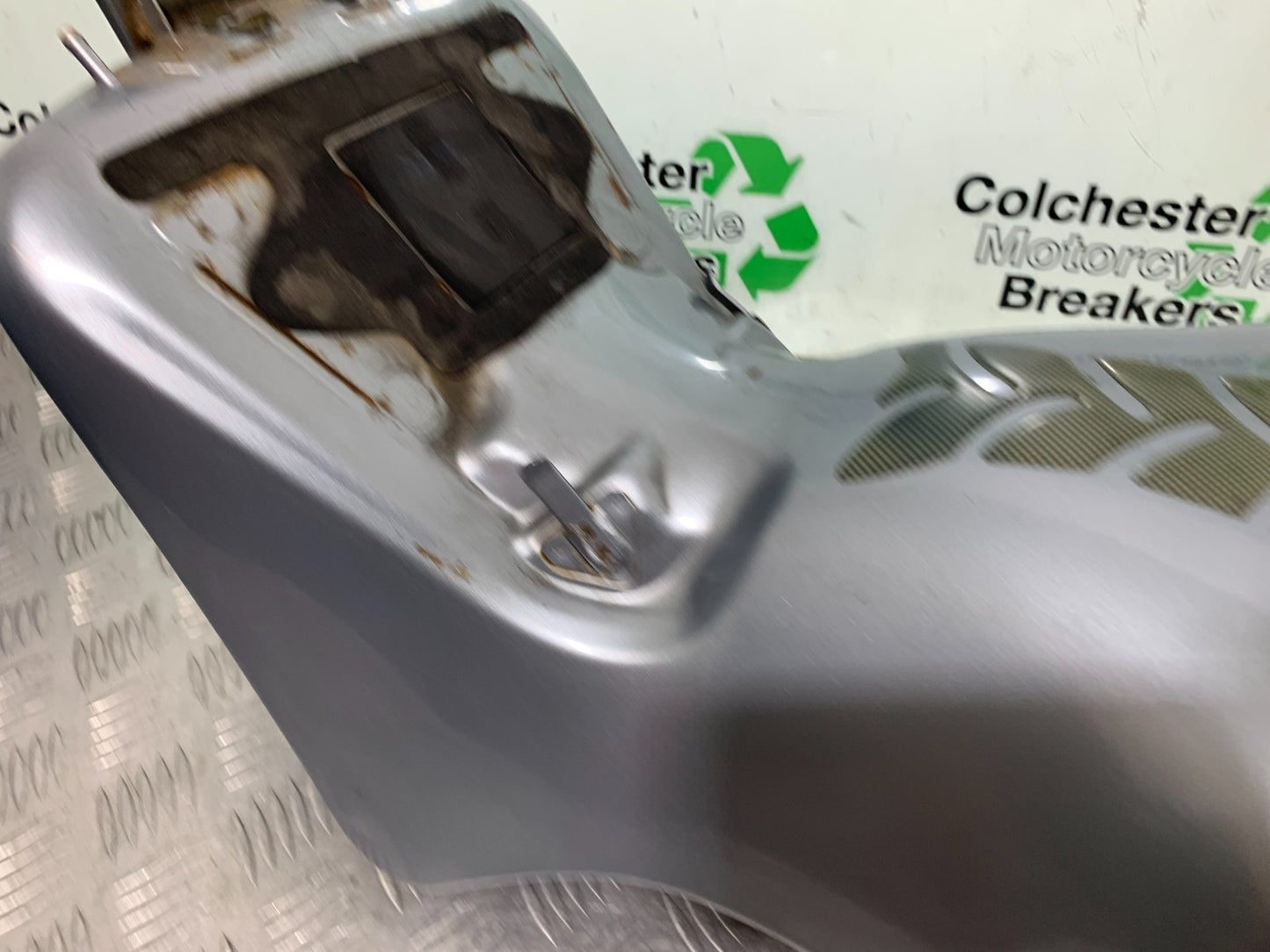 KAWASAKI GTR1400 GTR 1400 PETROL TANK  YEAR 2007-2009 (CMB1306)