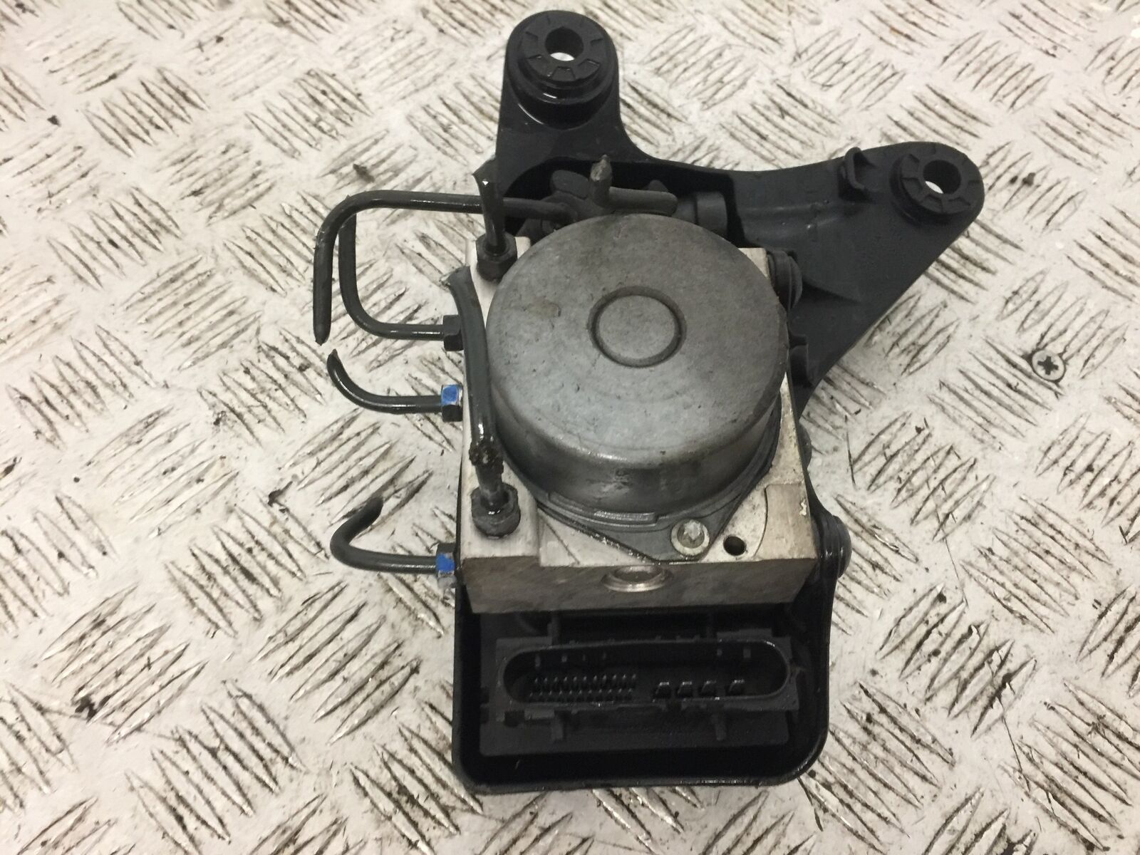 HONDA VFR1200 VFR 1200 FA ABS PUMP  YEAR 2010-11  (STOCK 793)