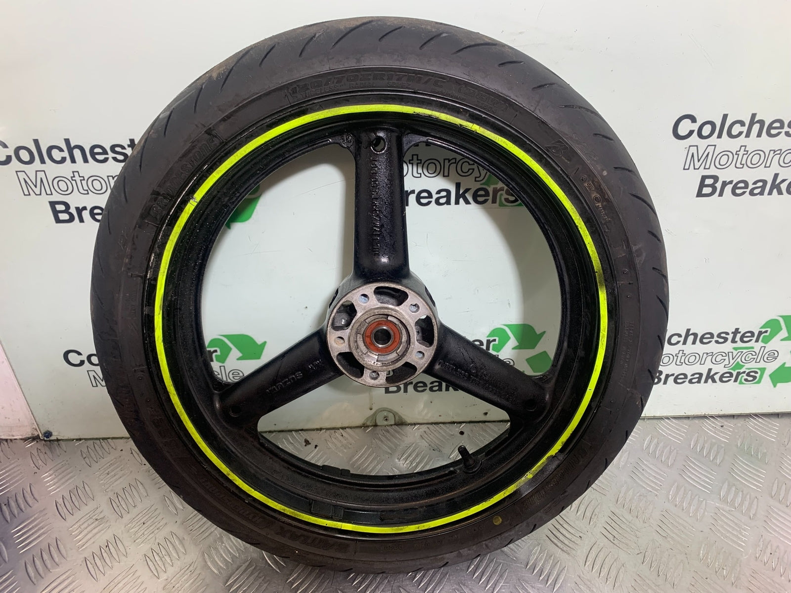 SUZUKI GSF600 GSF 600 BANDIT FRONT WHEEL  YEAR 2001-2003 (CMB1157)