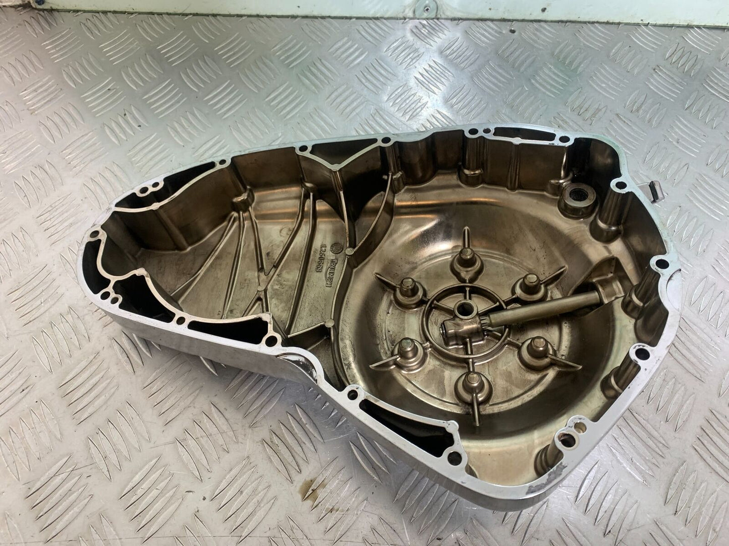 TRIUMPH THUNDERBIRD 1600 CLUTCH COVER   YEAR 2011 (CMB1107)